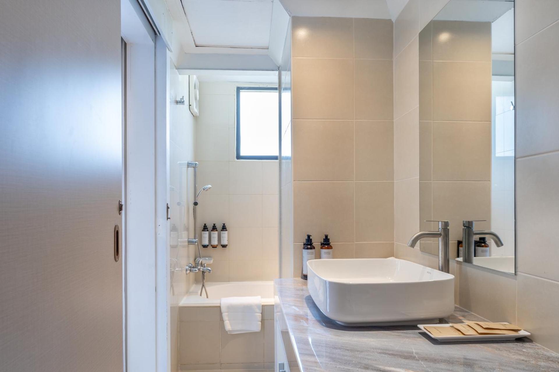 Heeton Concept Hotel Pattaya by Compass Hospitality - Photo 33