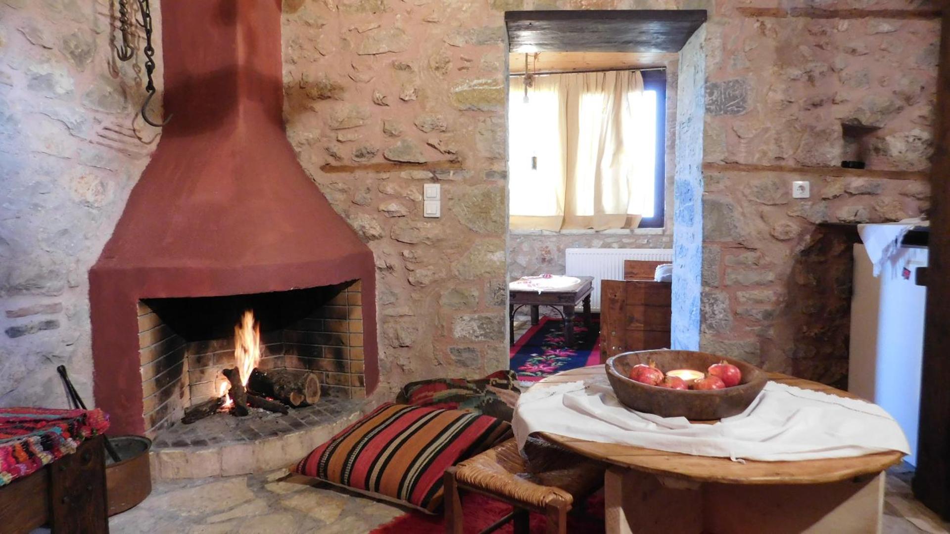 Small Stone Maisonette 1 - Photo 14