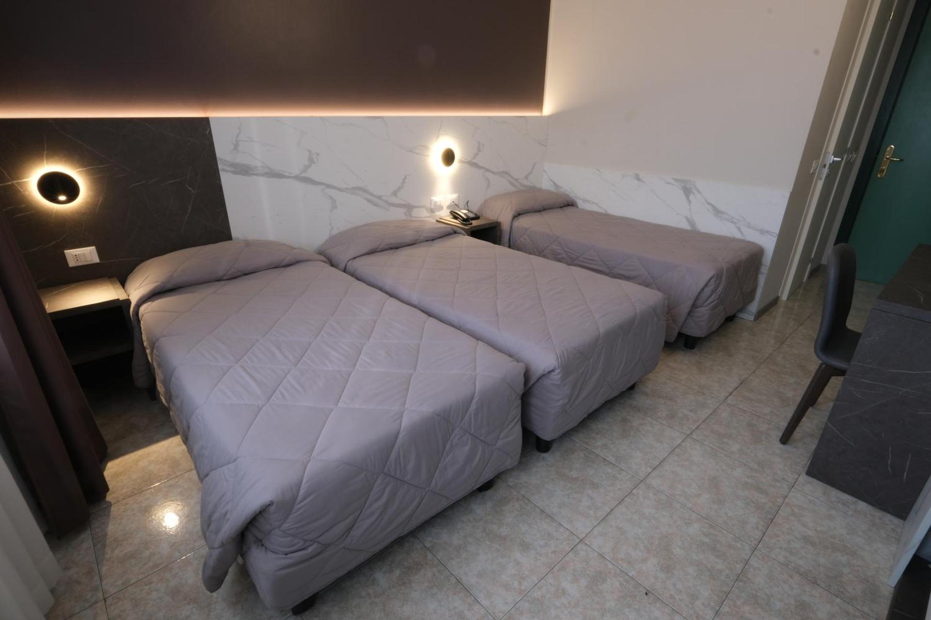 Hotel Mistral - Photo 19
