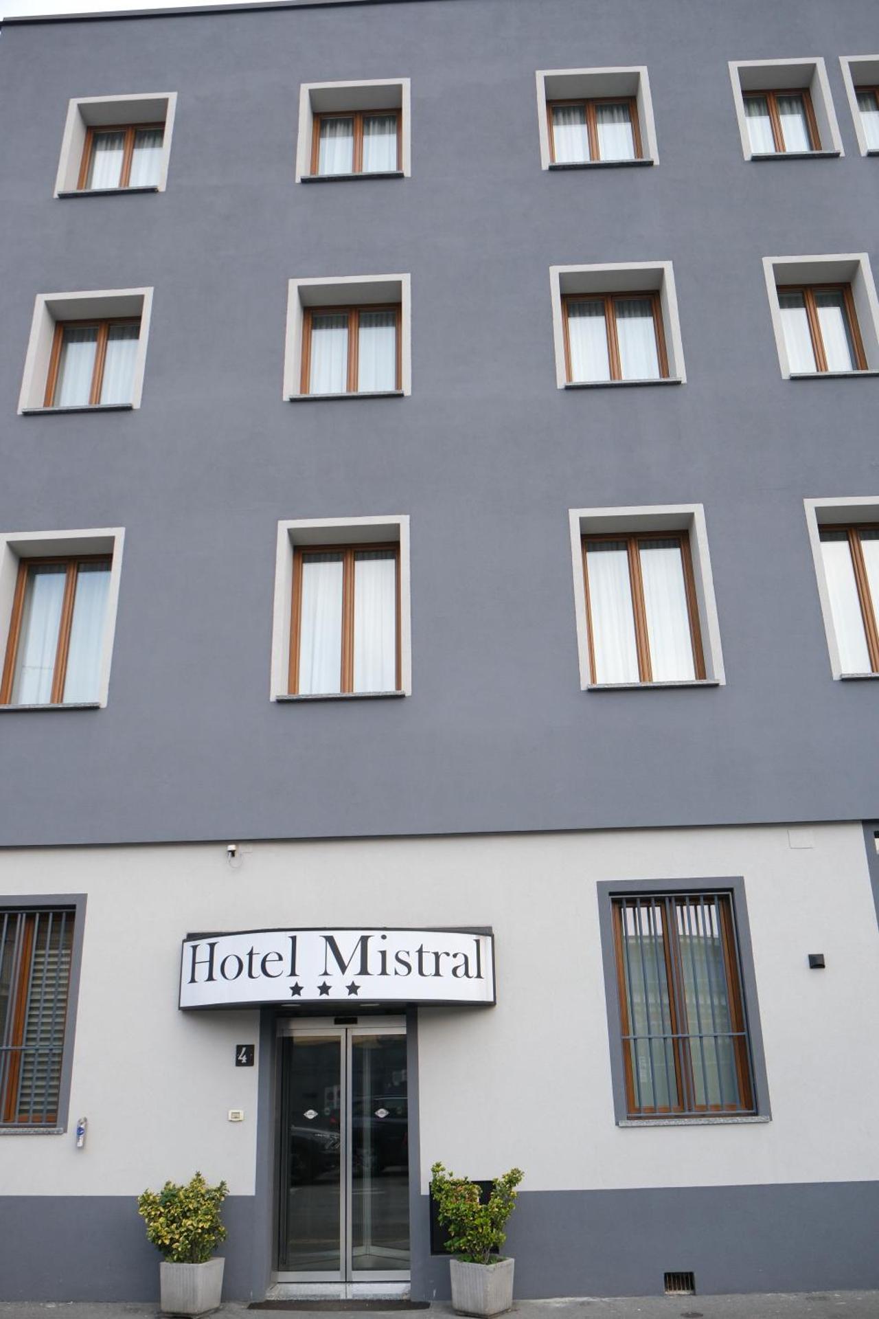 Hotel Mistral - Photo 70