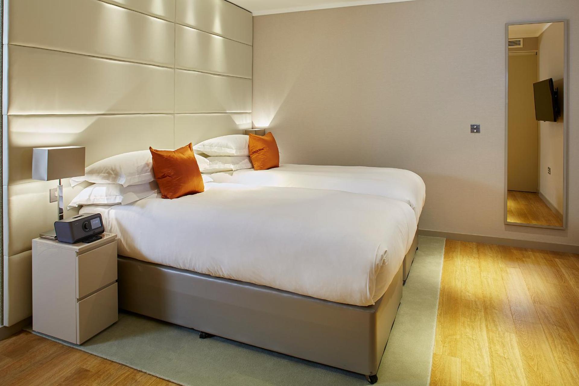 Cheval Three Quays at The Tower of London - Photo 23