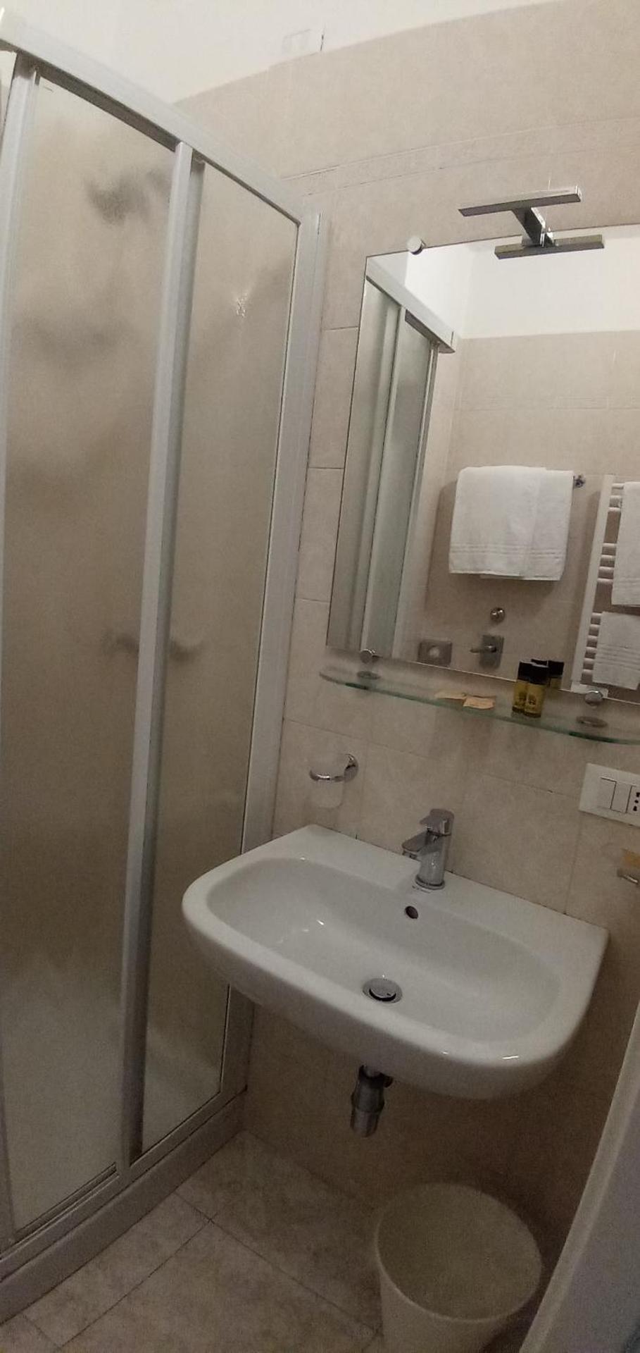 Hotel Mistral - Photo 21