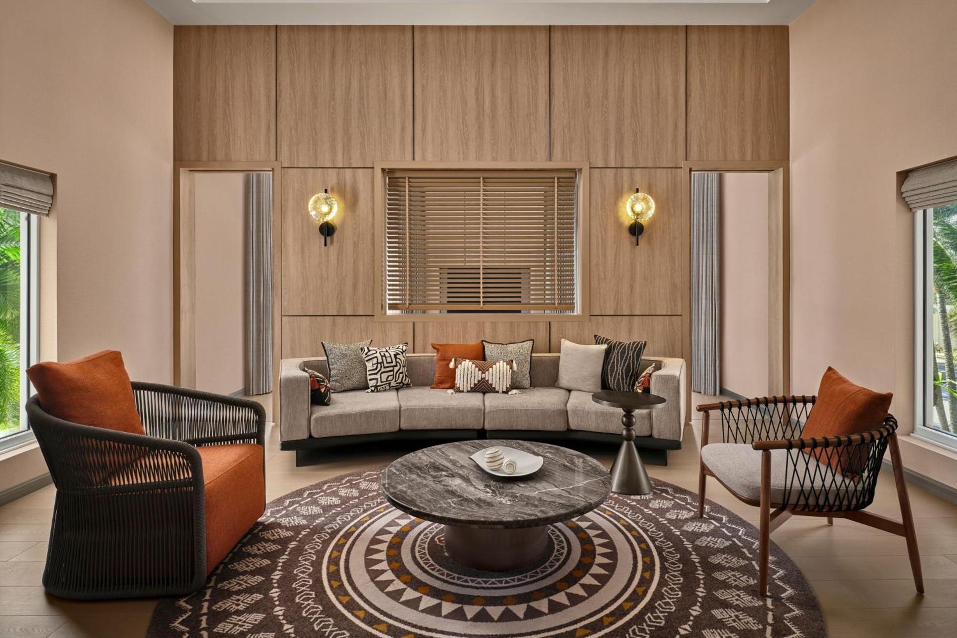 One King Bedroom Split-Level Suite - Photo 2