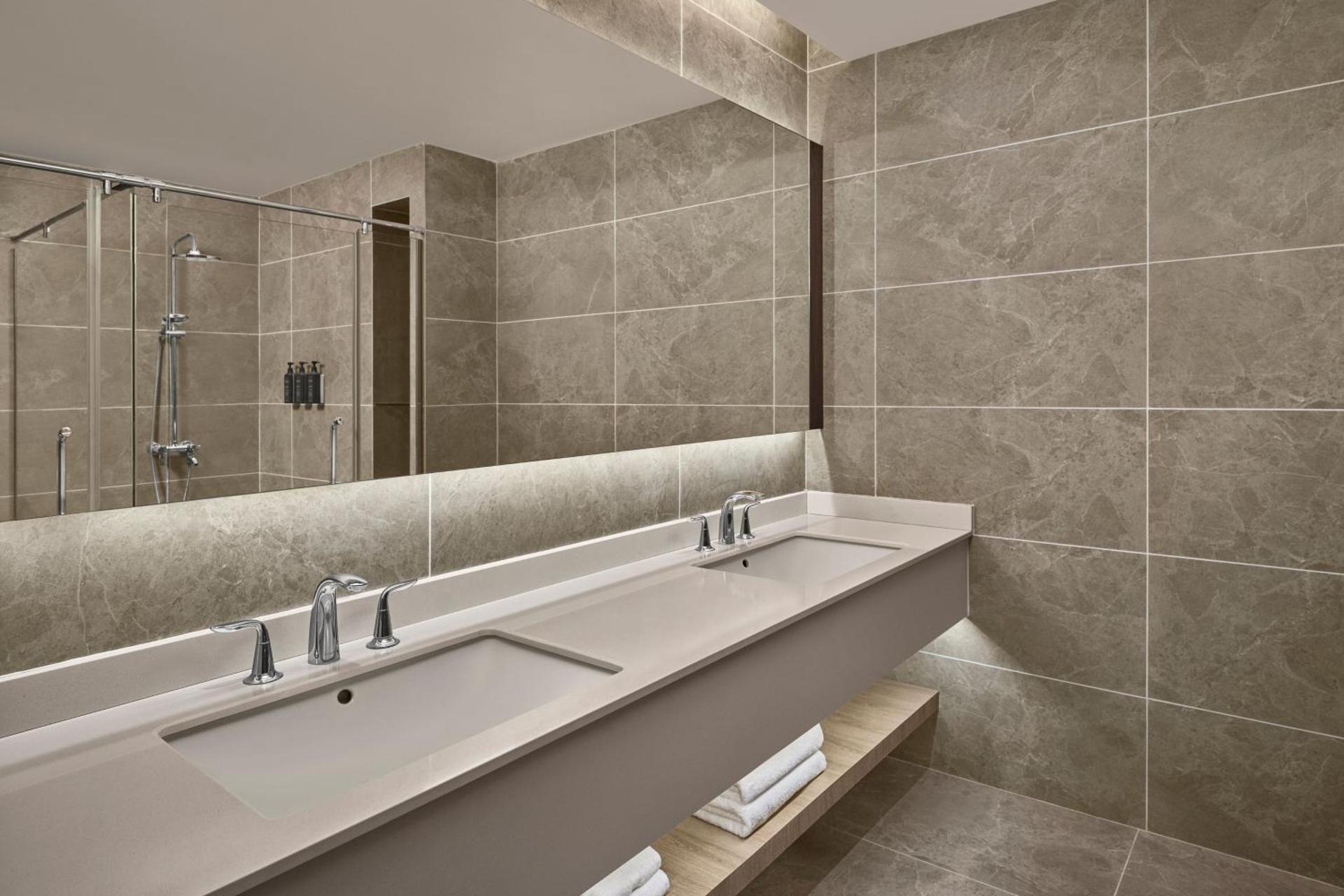 Sheraton Samoa Aggie Grey's Hotel & Bungalows - Photo 27