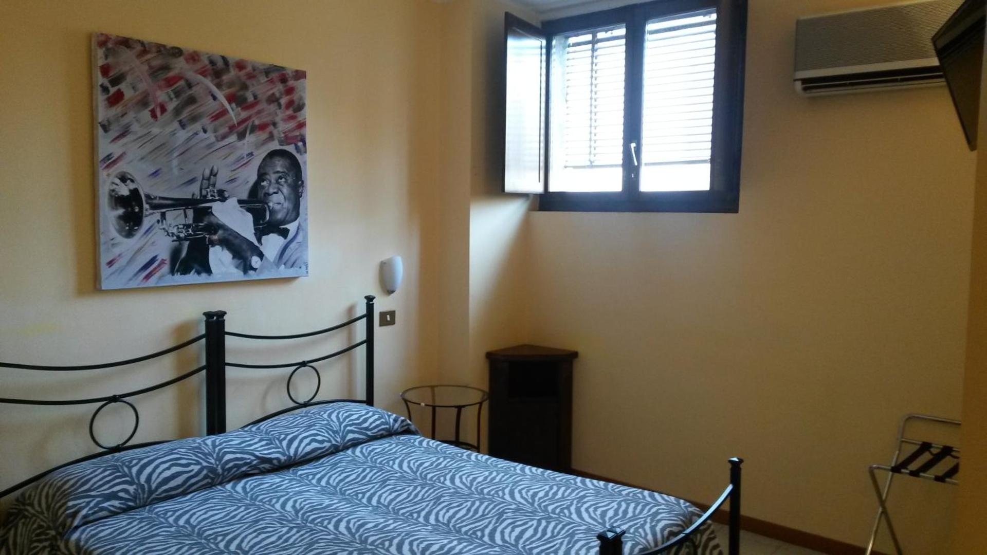 Hotel Viterbo Inn - Photo 4