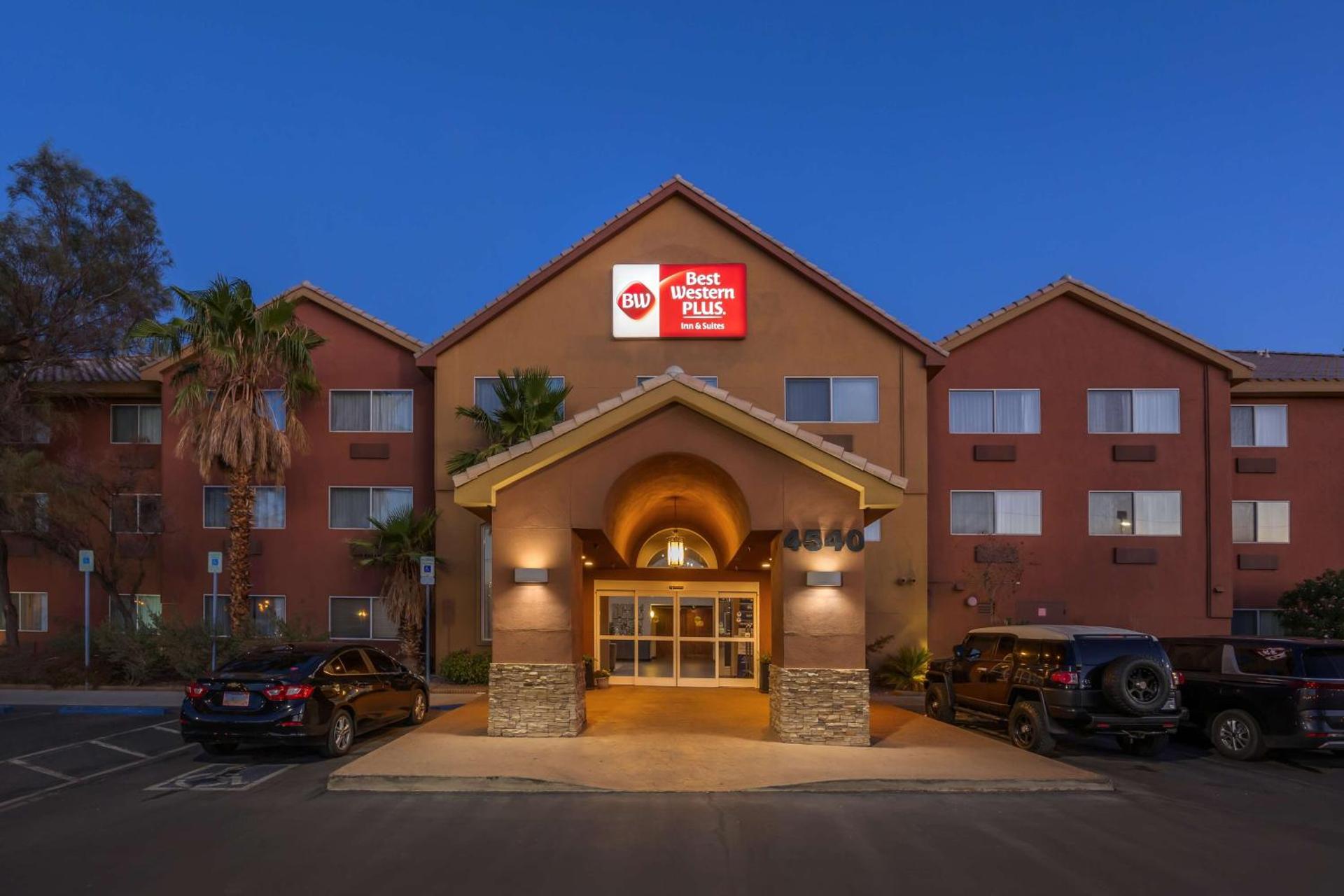 Best Western Plus North Las Vegas Inn & Suites - Photo 17