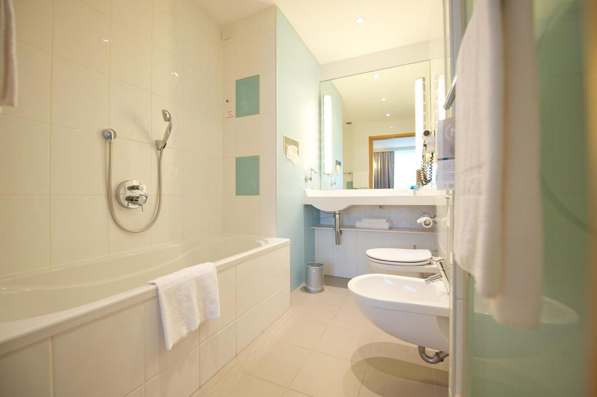 Novotel Milano Malpensa Aeroporto - Photo 8