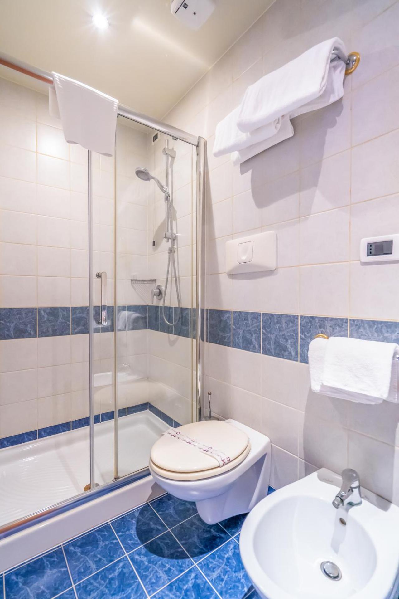 Hotel Tintoretto - Photo 87