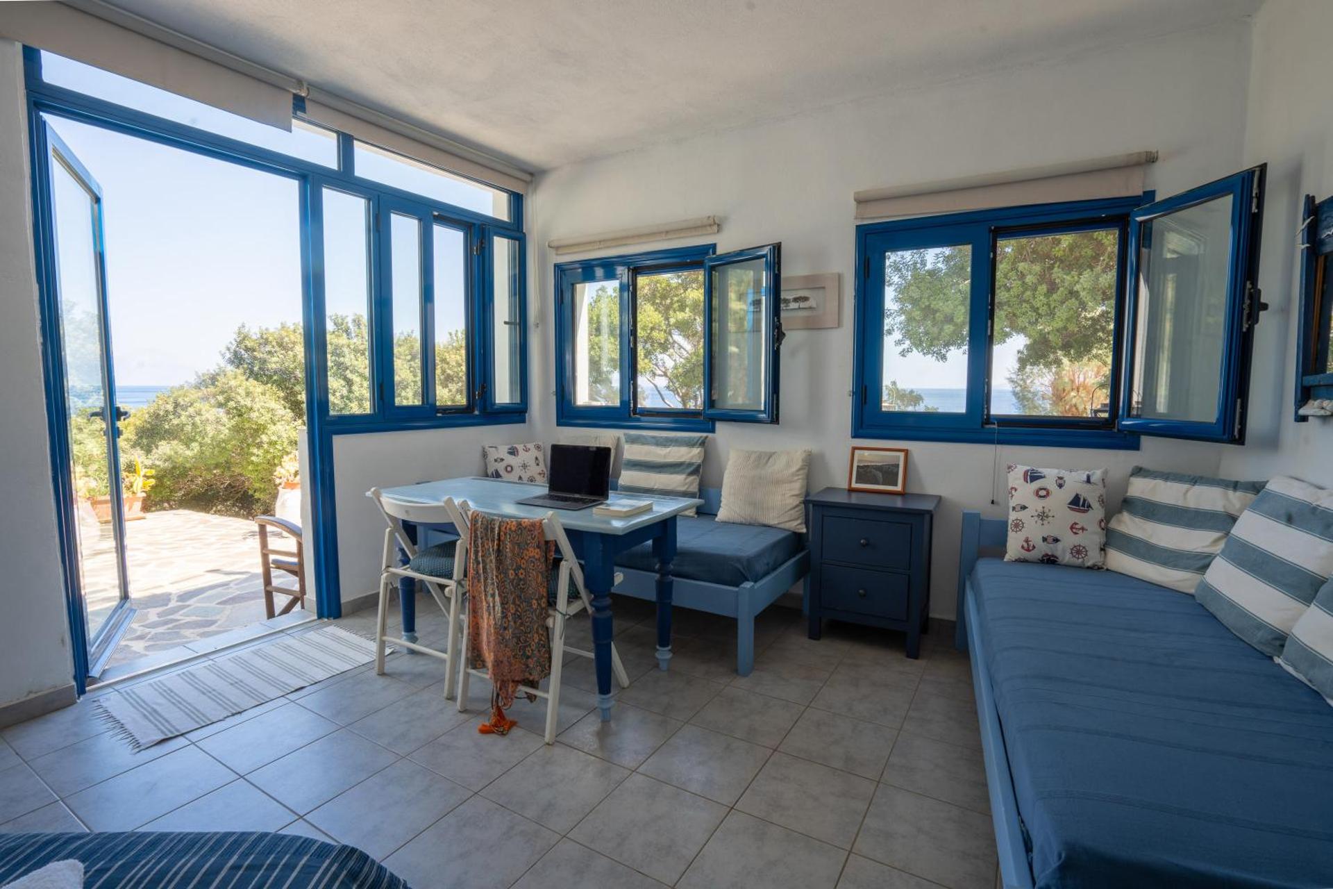 Agriolykos Pension - Photo 39