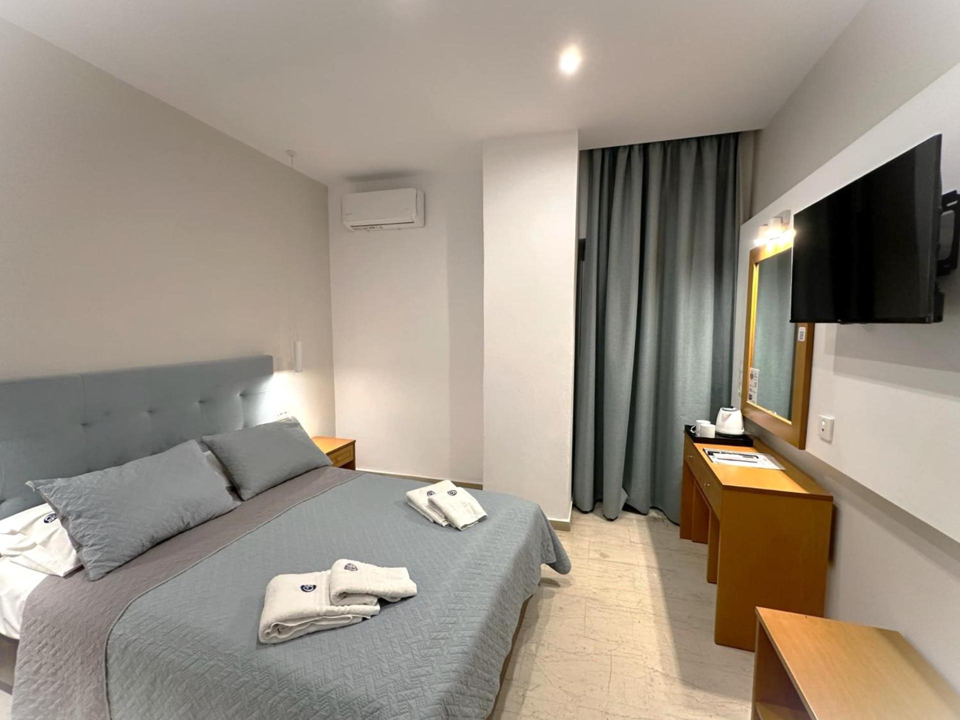 Castro Hotel - Photo 5