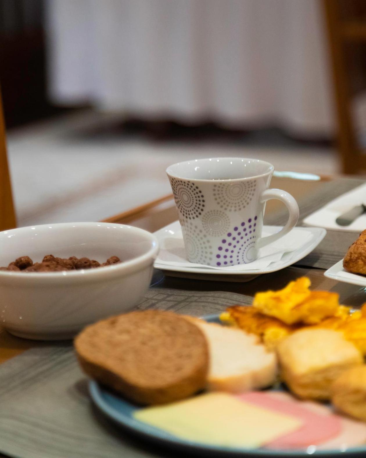 Hotel Avra - Photo 20