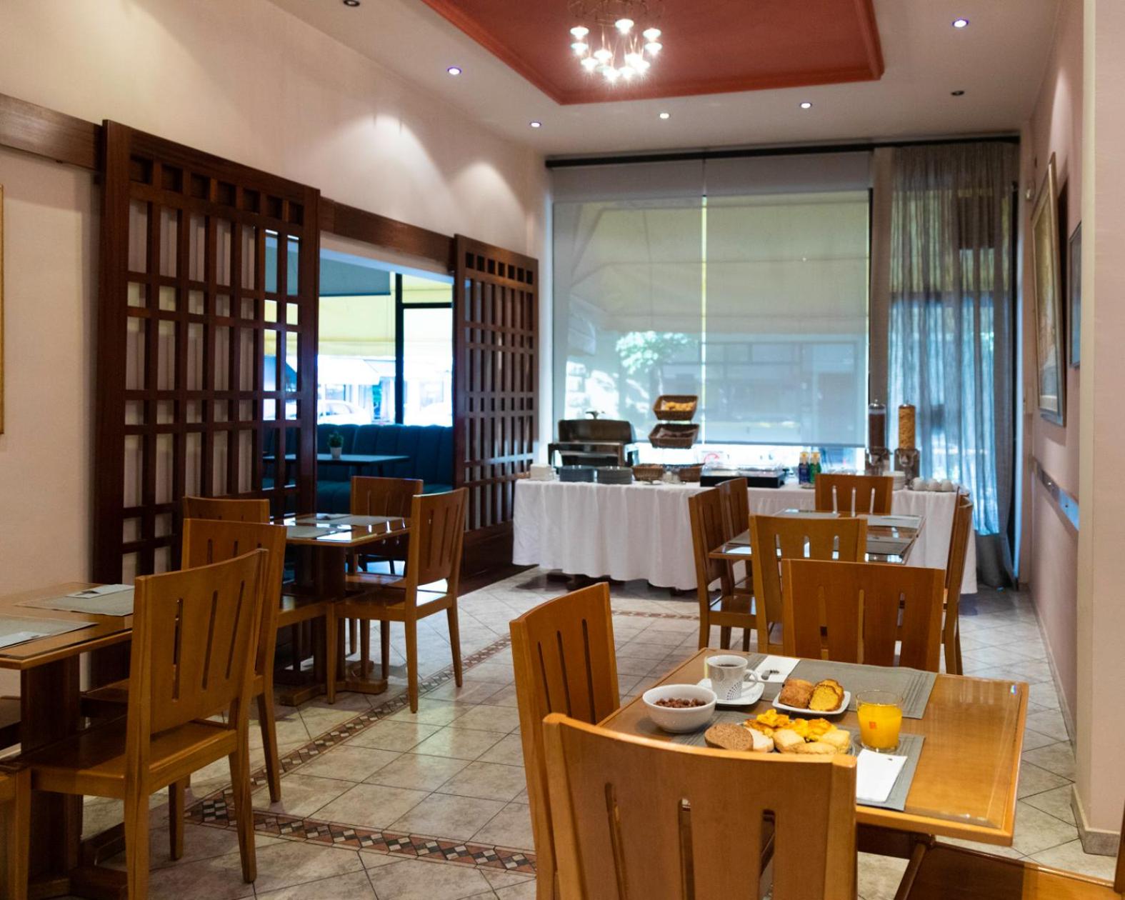 Hotel Avra - Photo 54