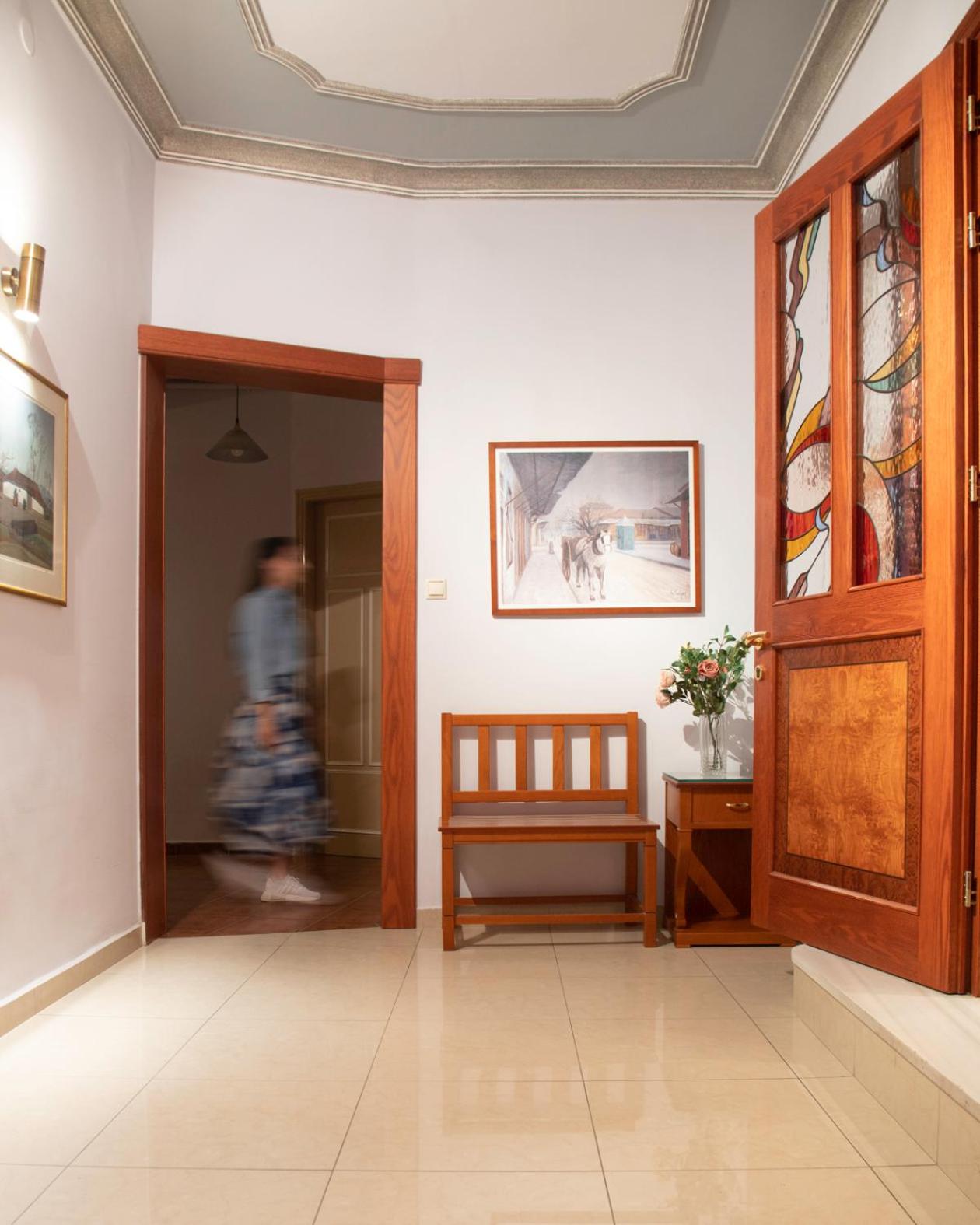 Hotel Avra - Photo 7