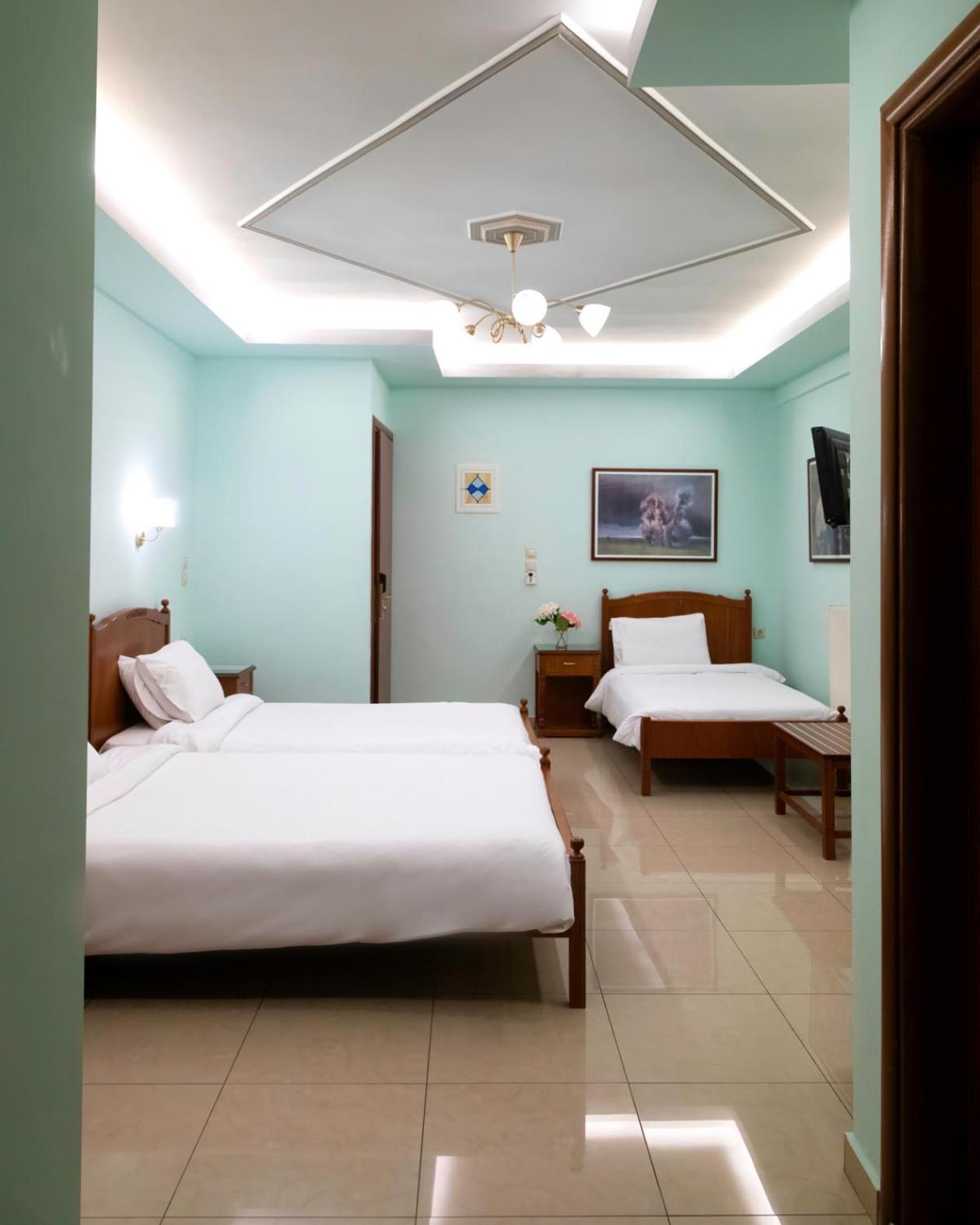 Hotel Avra - Photo 67