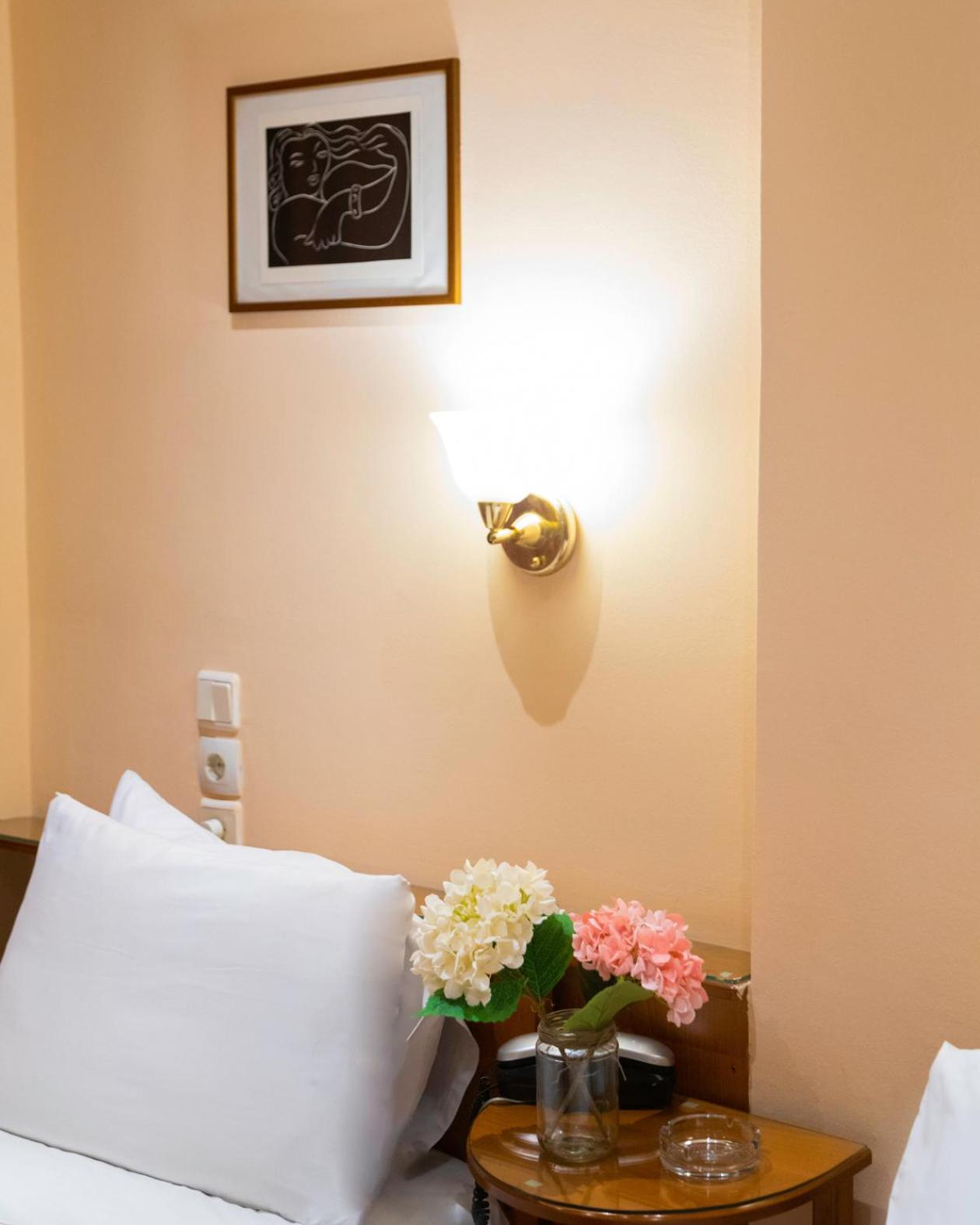 Hotel Avra - Photo 28