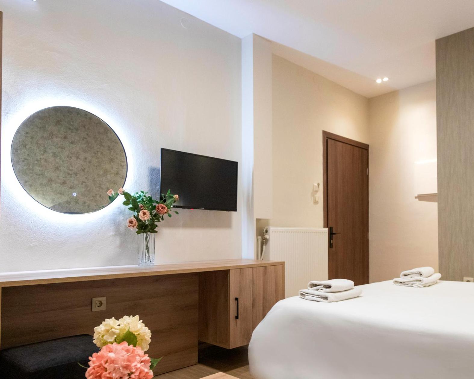 Hotel Avra - Photo 75