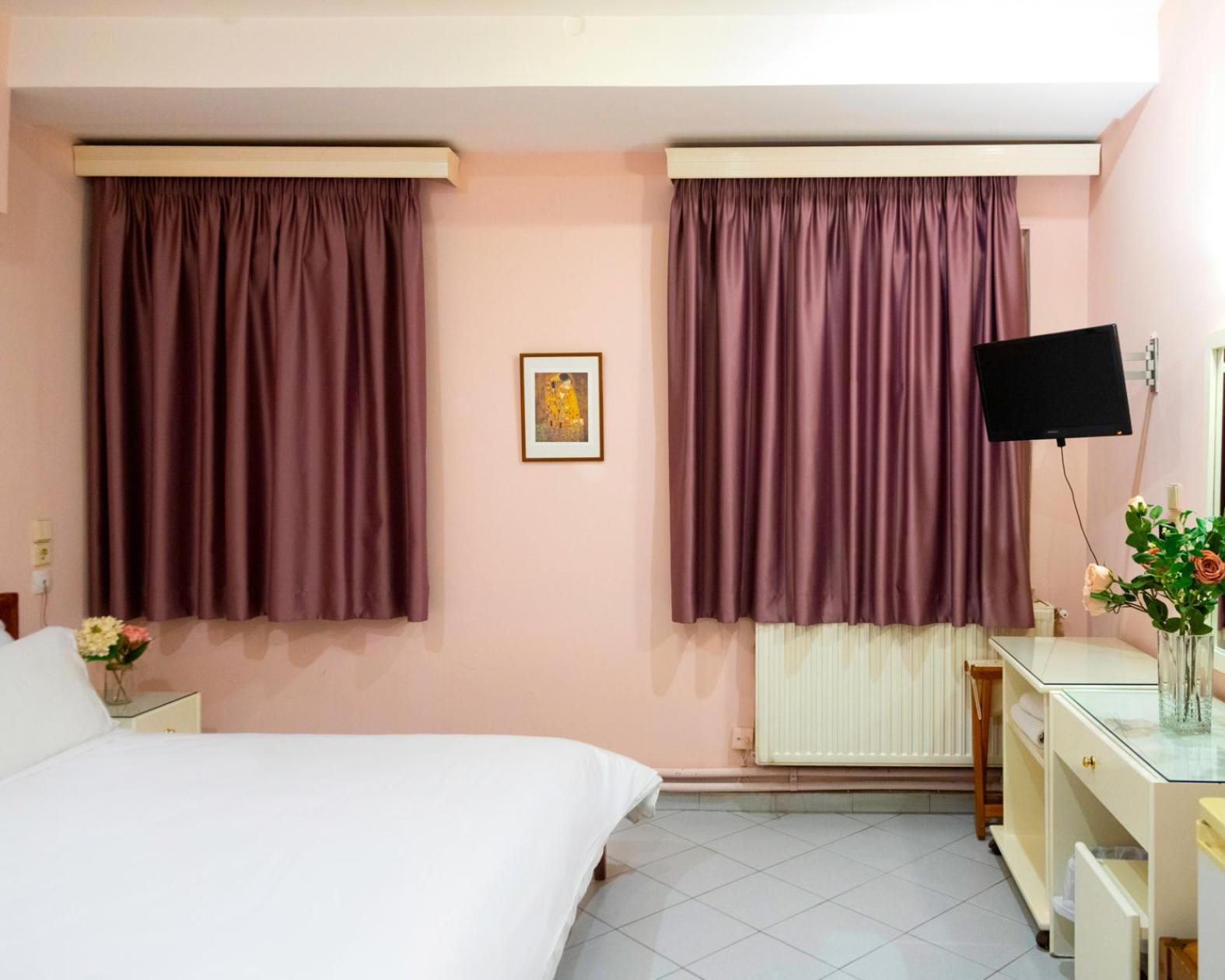 Hotel Avra - Photo 48