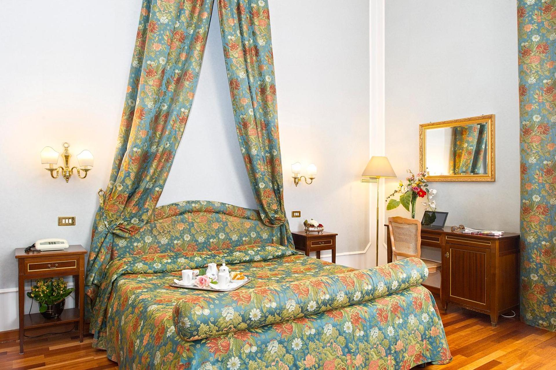 Grande Albergo Quattro Stagioni - Photo 12