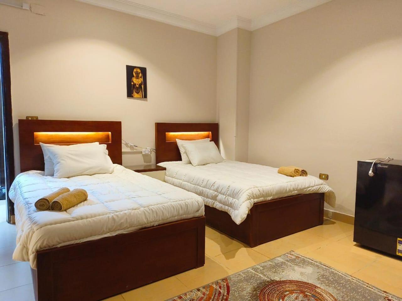 Akh Pyramid Hostel - Photo 41