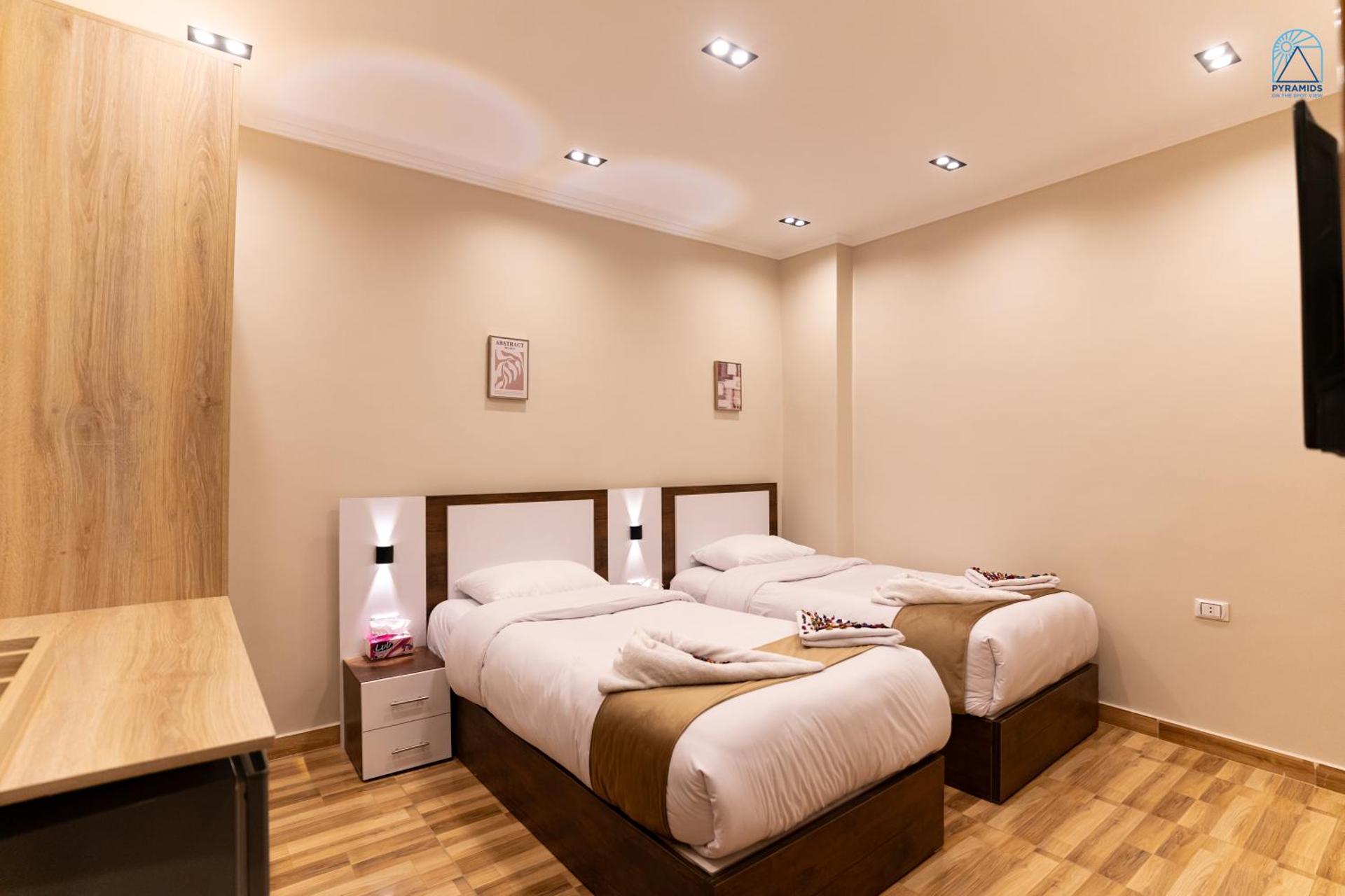 Pyramids On The Spot View - Photo 49