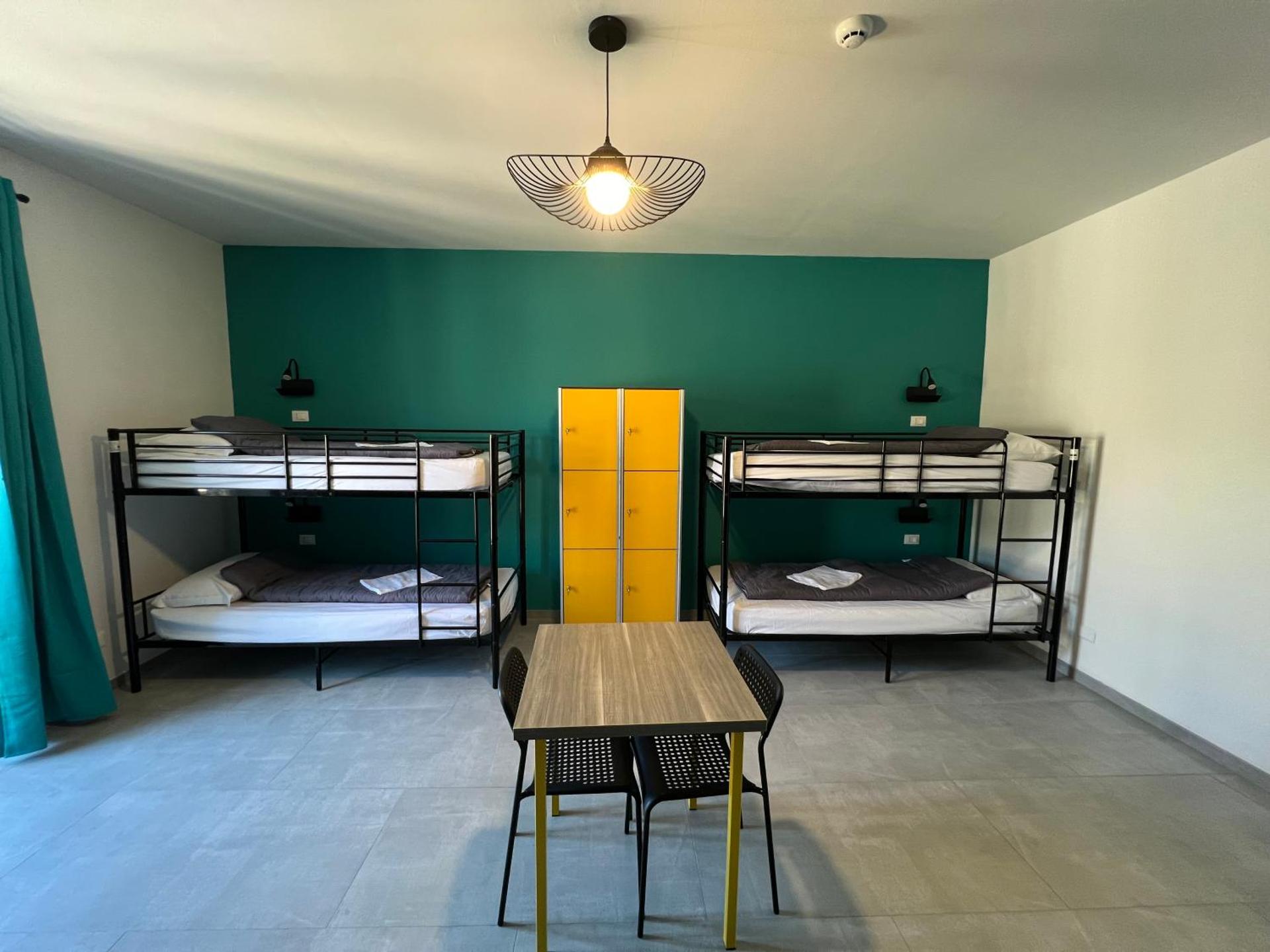 Quadruple Room with Private Bathroom