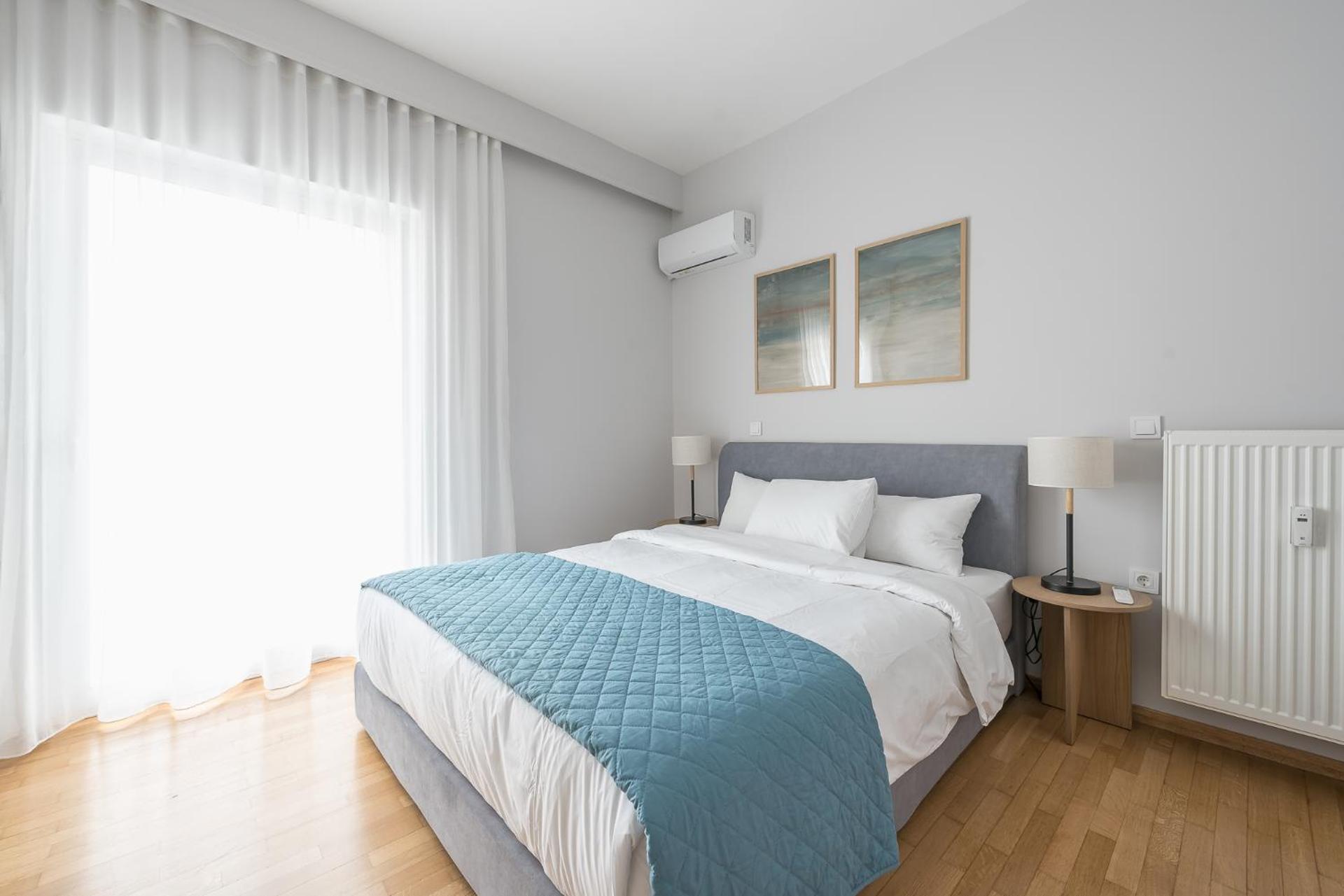 Luxury Athens Living 3BR with Balcony - Photo 30