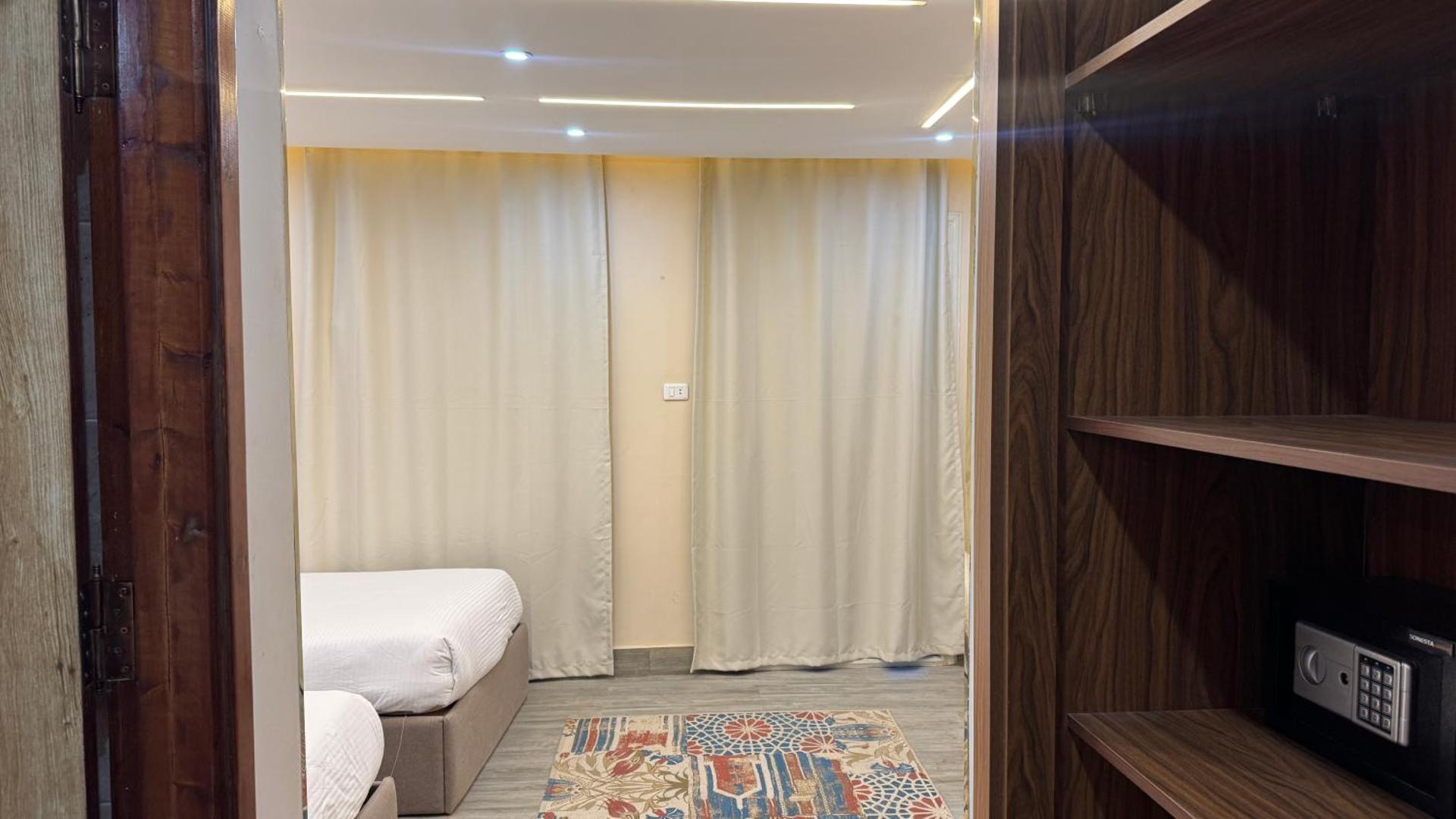 Pyramids Sun Land Veiw - Photo 27