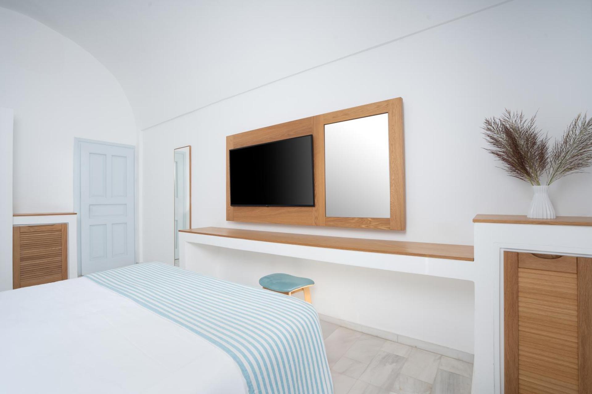 Santorini Kastelli Resort - Photo 67