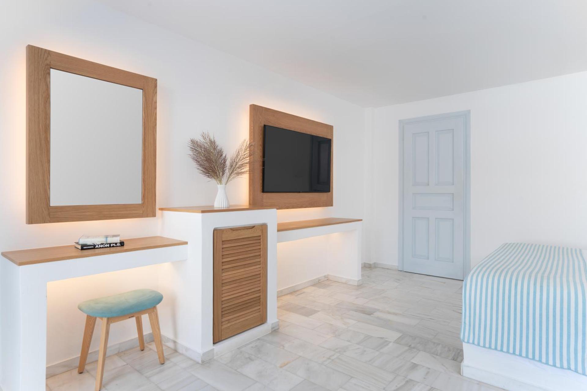 Santorini Kastelli Resort - Photo 80