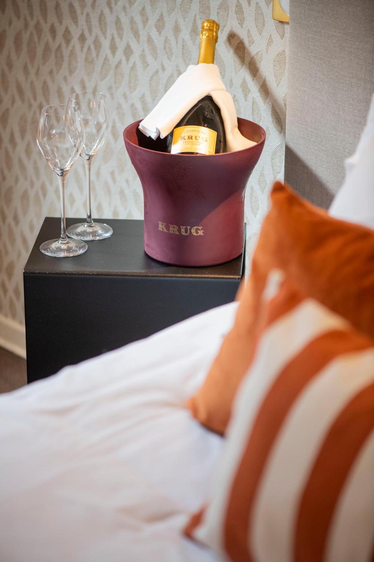 Hôtel La Truffe Noire - Photo 17