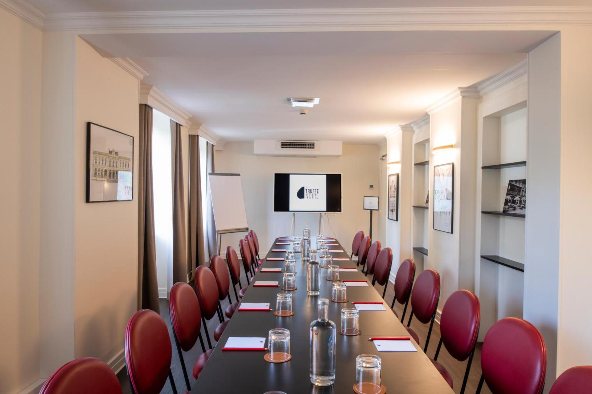 Hôtel La Truffe Noire - Photo 29