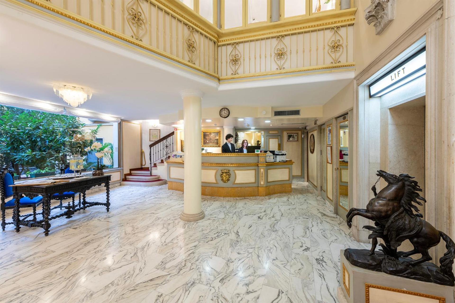 Majestic Toscanelli (centro storico) - Photo 4