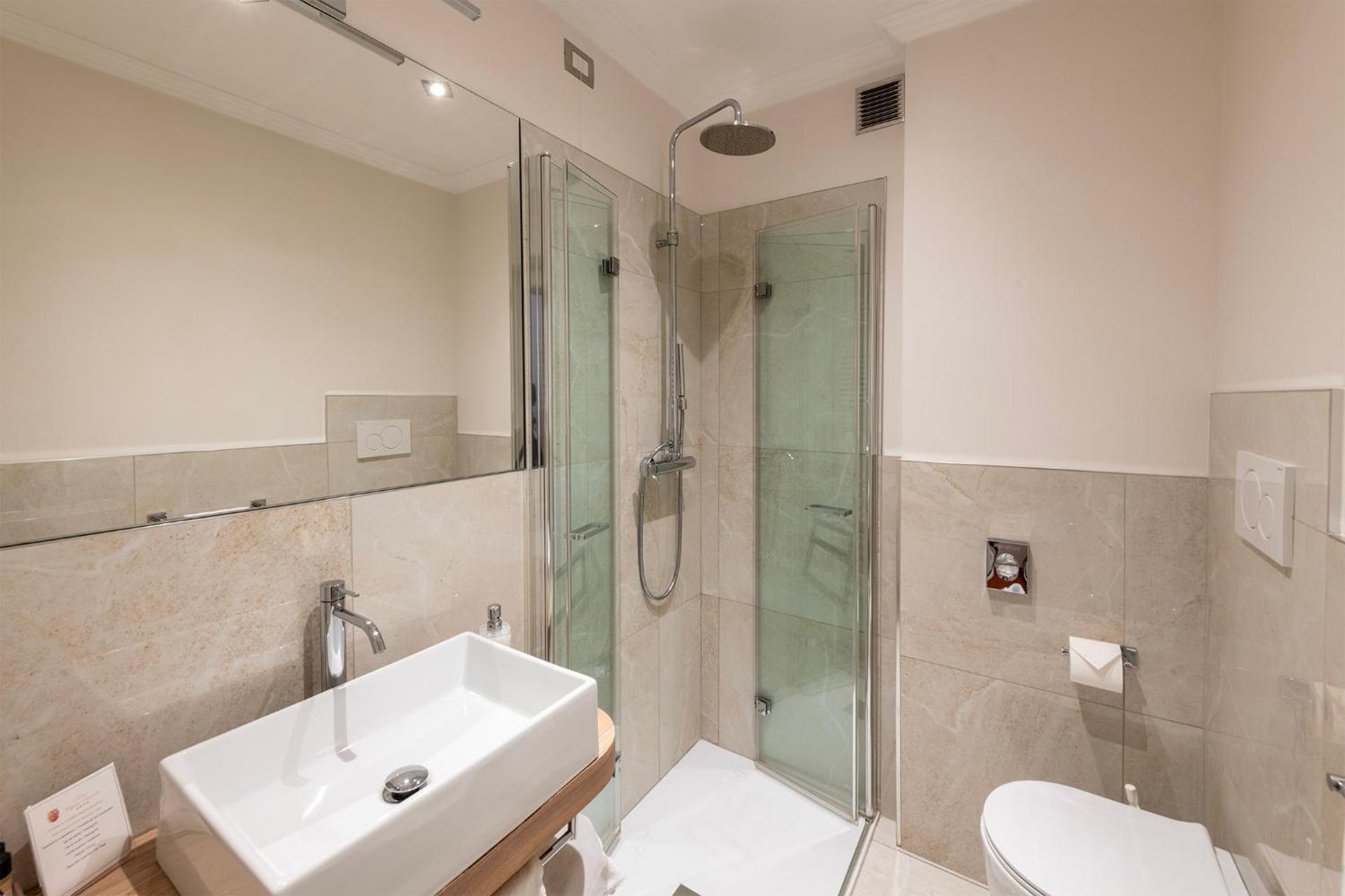 Majestic Toscanelli (centro storico) - Photo 39