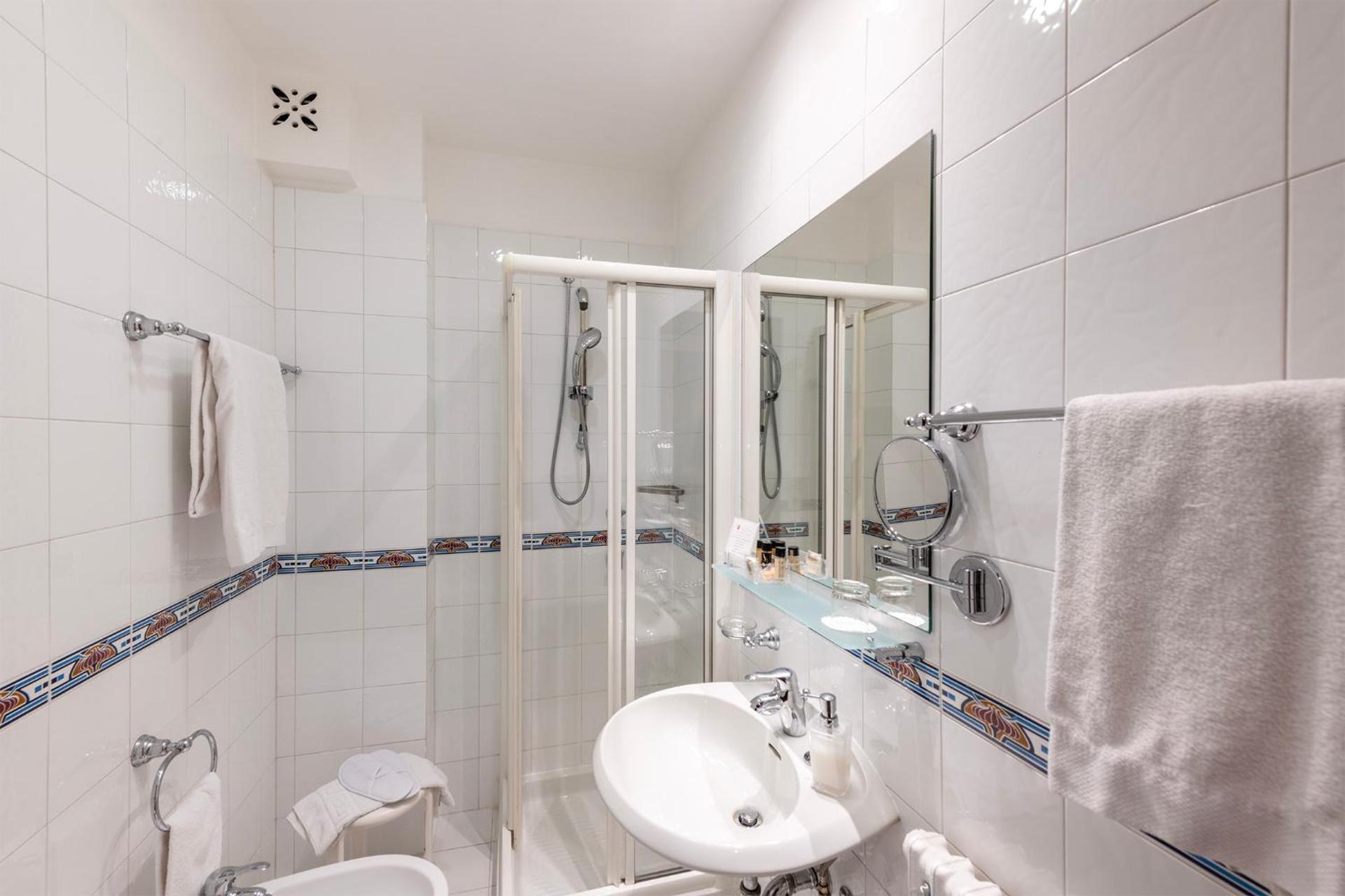 Majestic Toscanelli (centro storico) - Photo 40