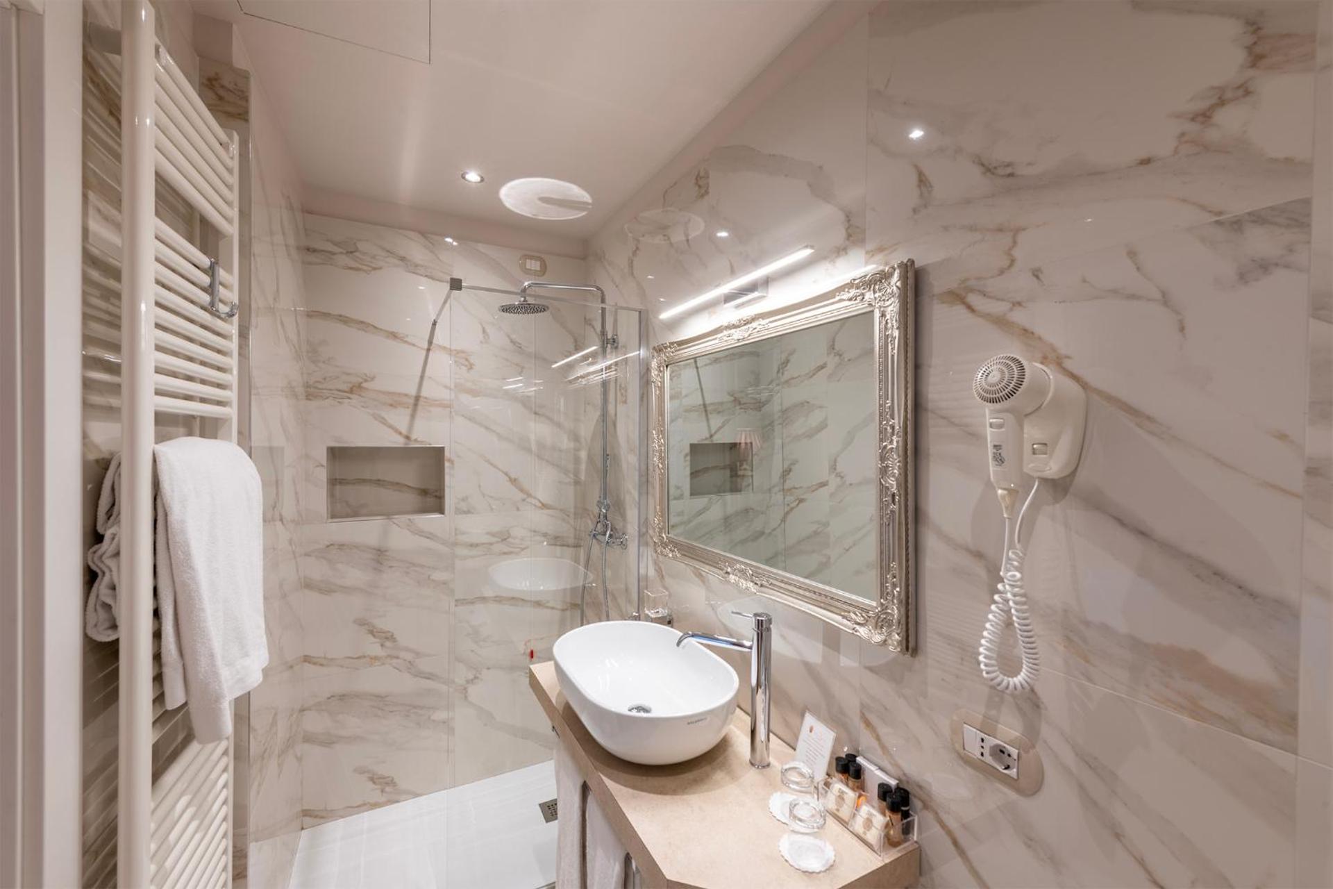 Majestic Toscanelli (centro storico) - Photo 53