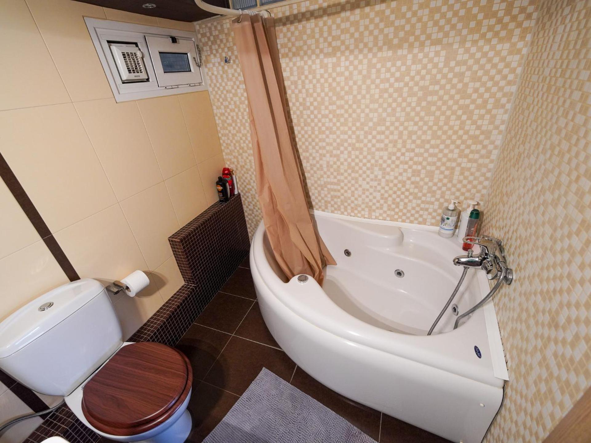 Modern Loft in the city center of Levadia, Greece - Photo 10