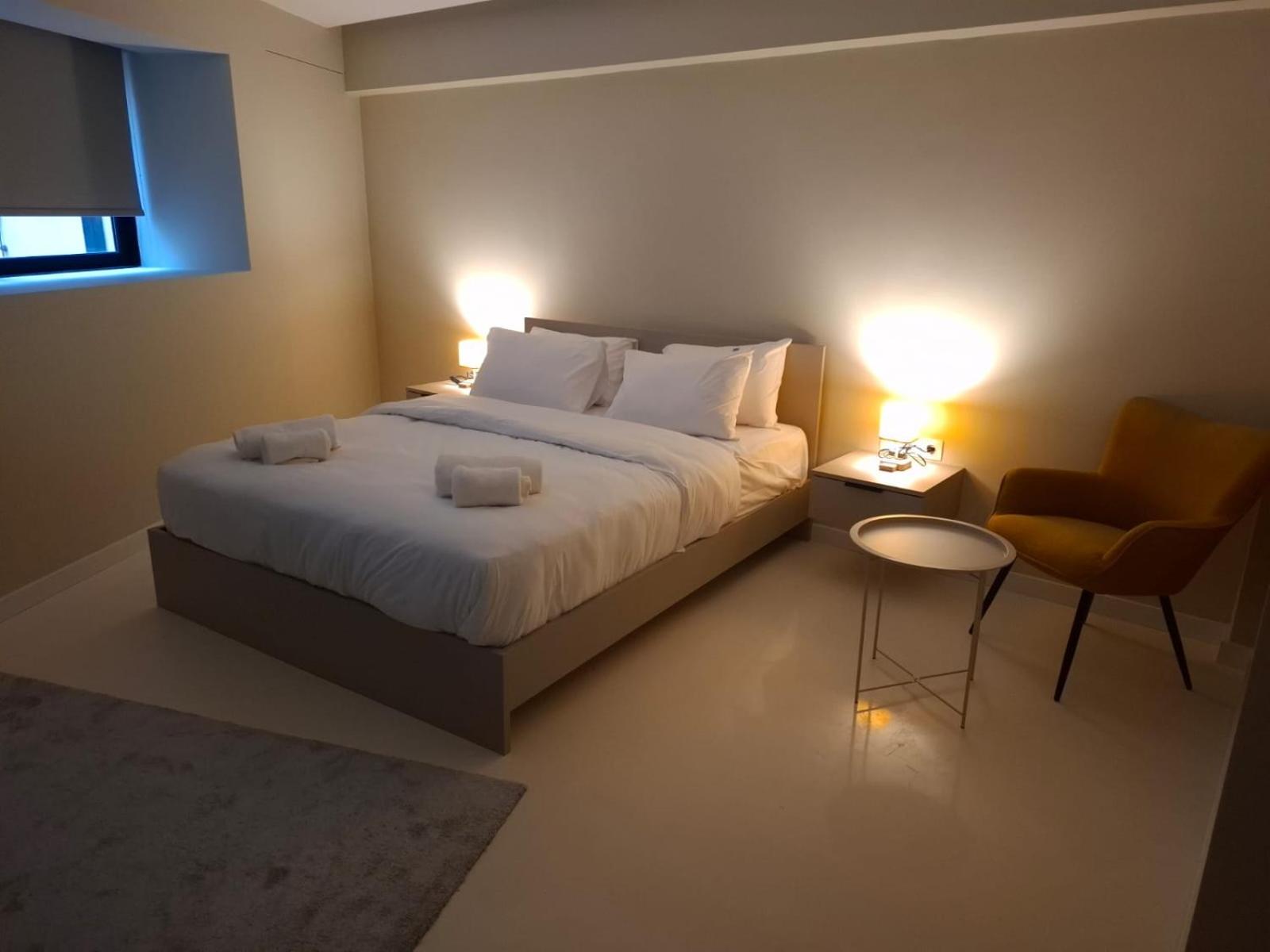 Figleaf Kypseli - Photo 34