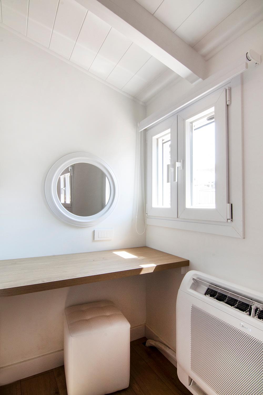 Solo Bianco Suites - Photo 13