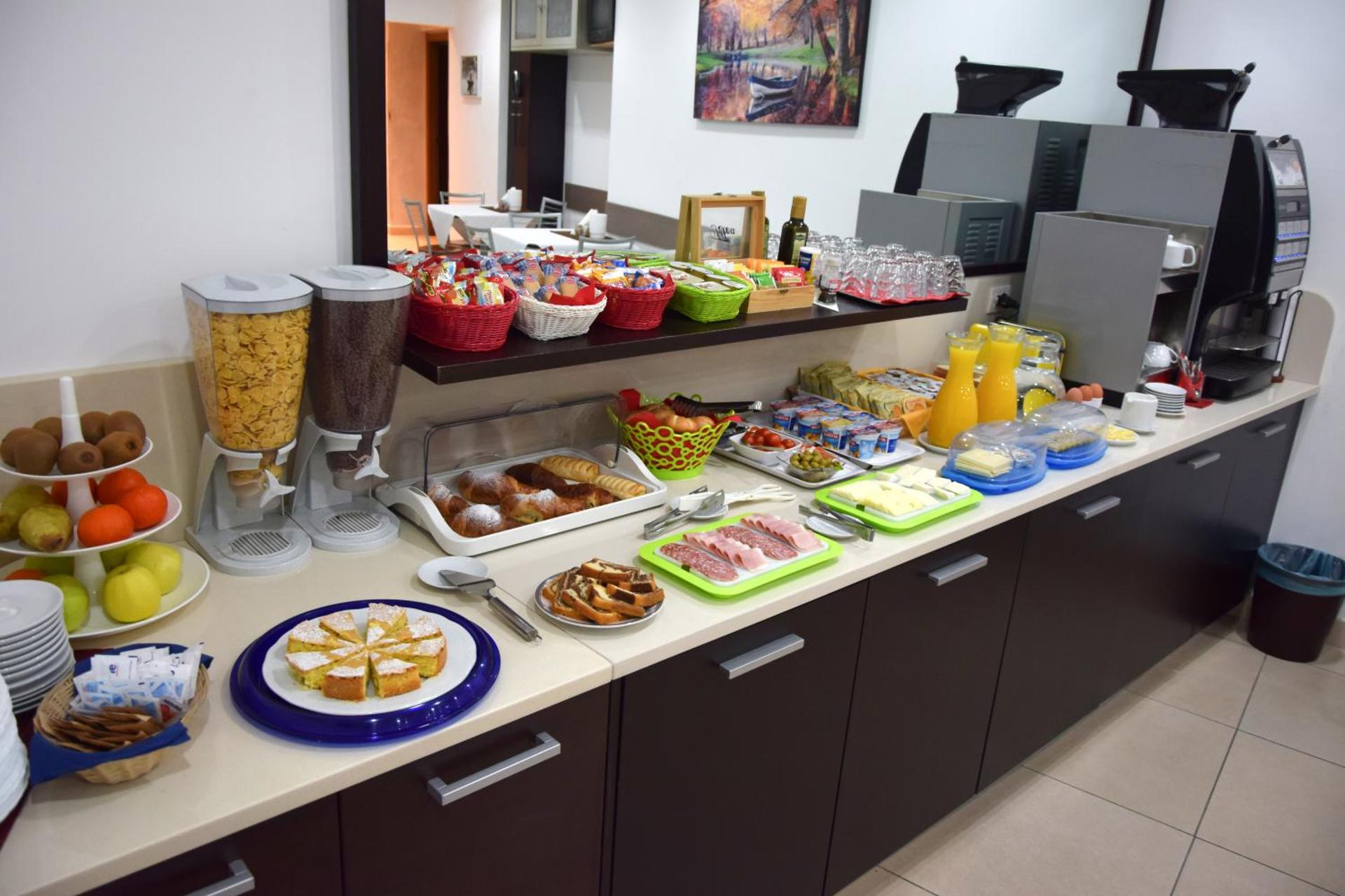 Hotel Losanna - Photo 11