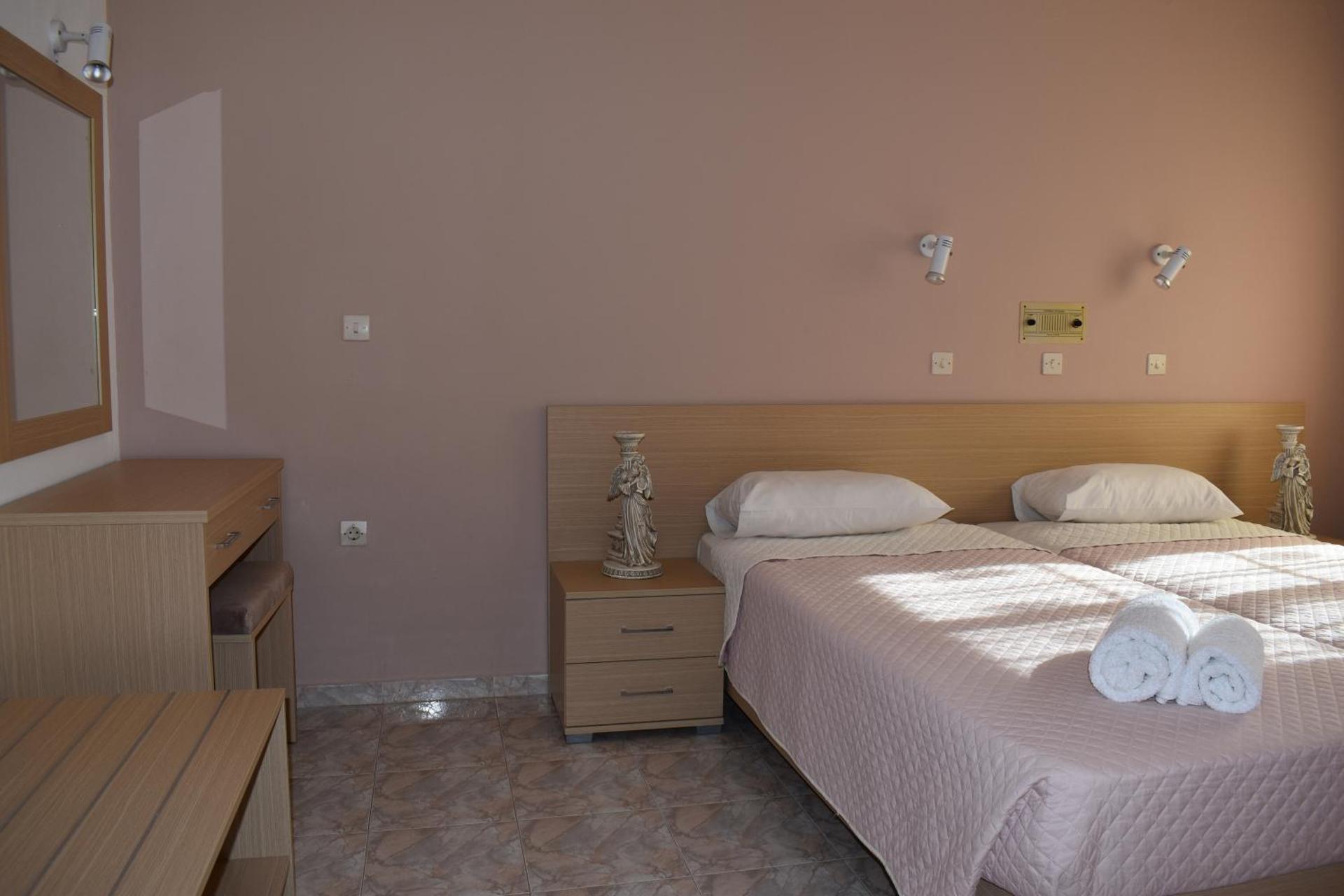 Xenios Zeus Hotel - Photo 34