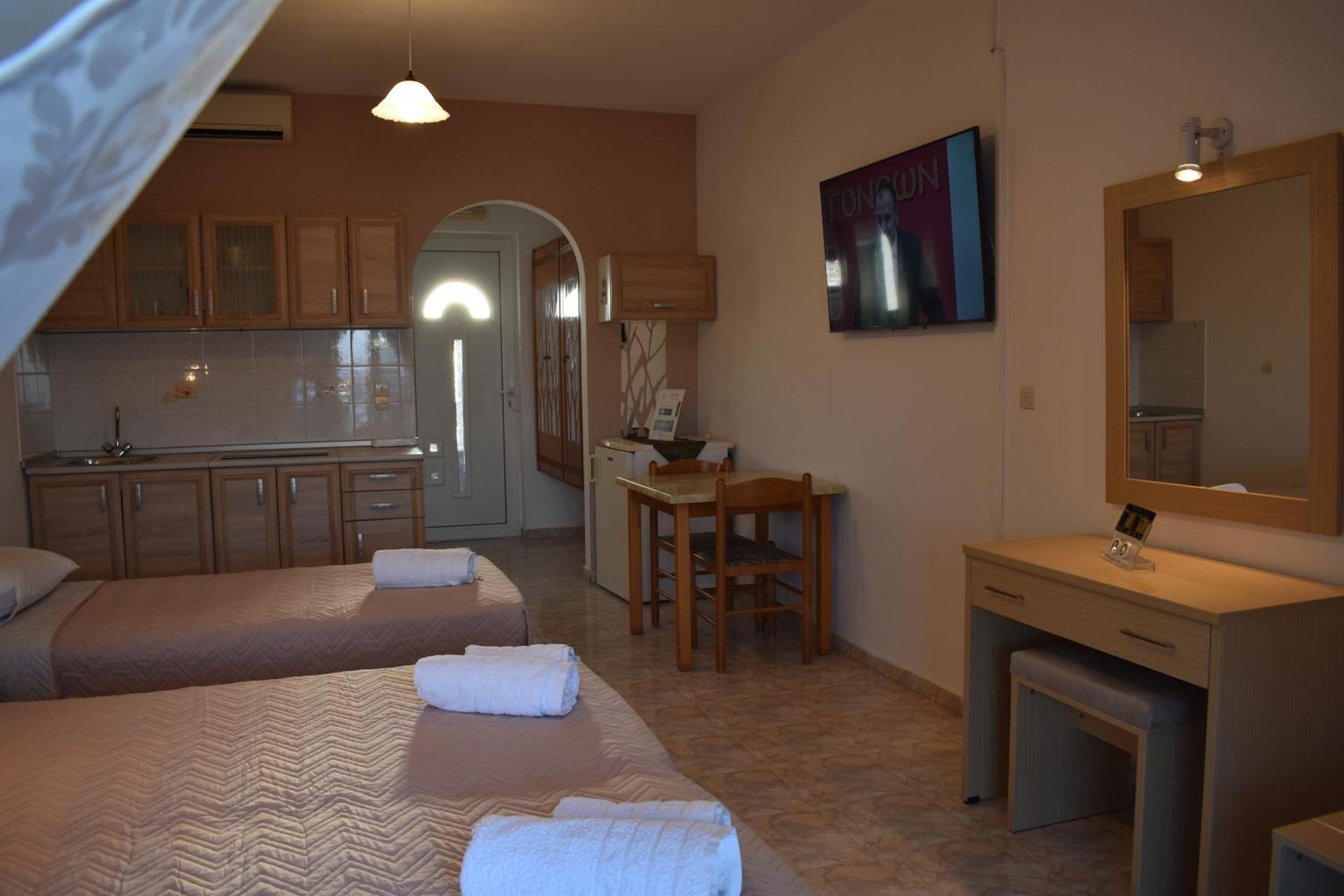 Xenios Zeus Hotel - Photo 93
