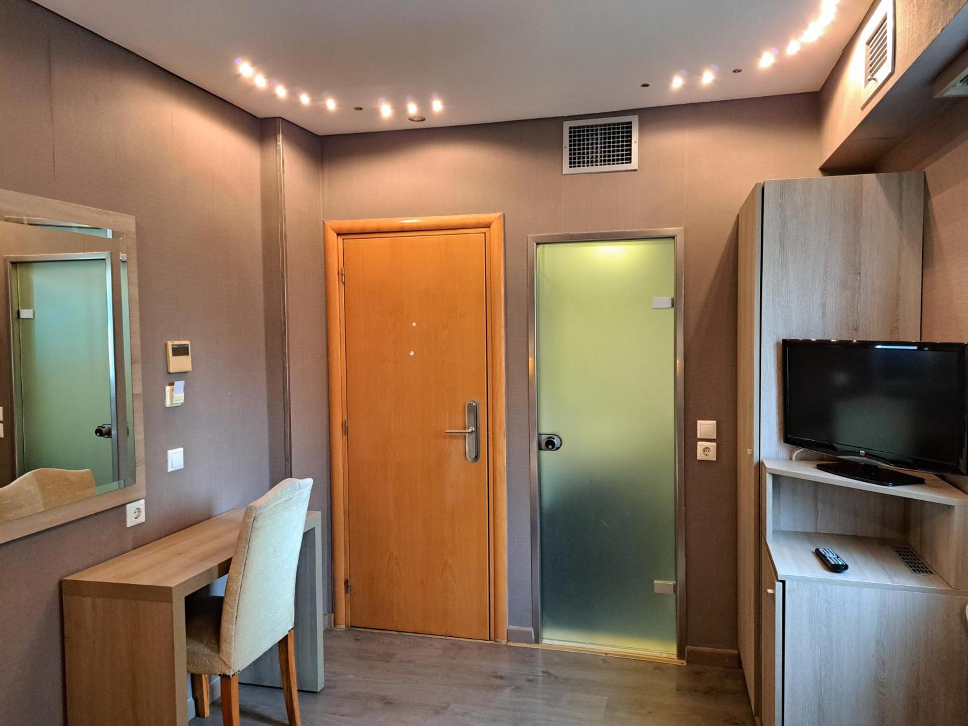 Nefeli Hotel Alimos - Photo 32