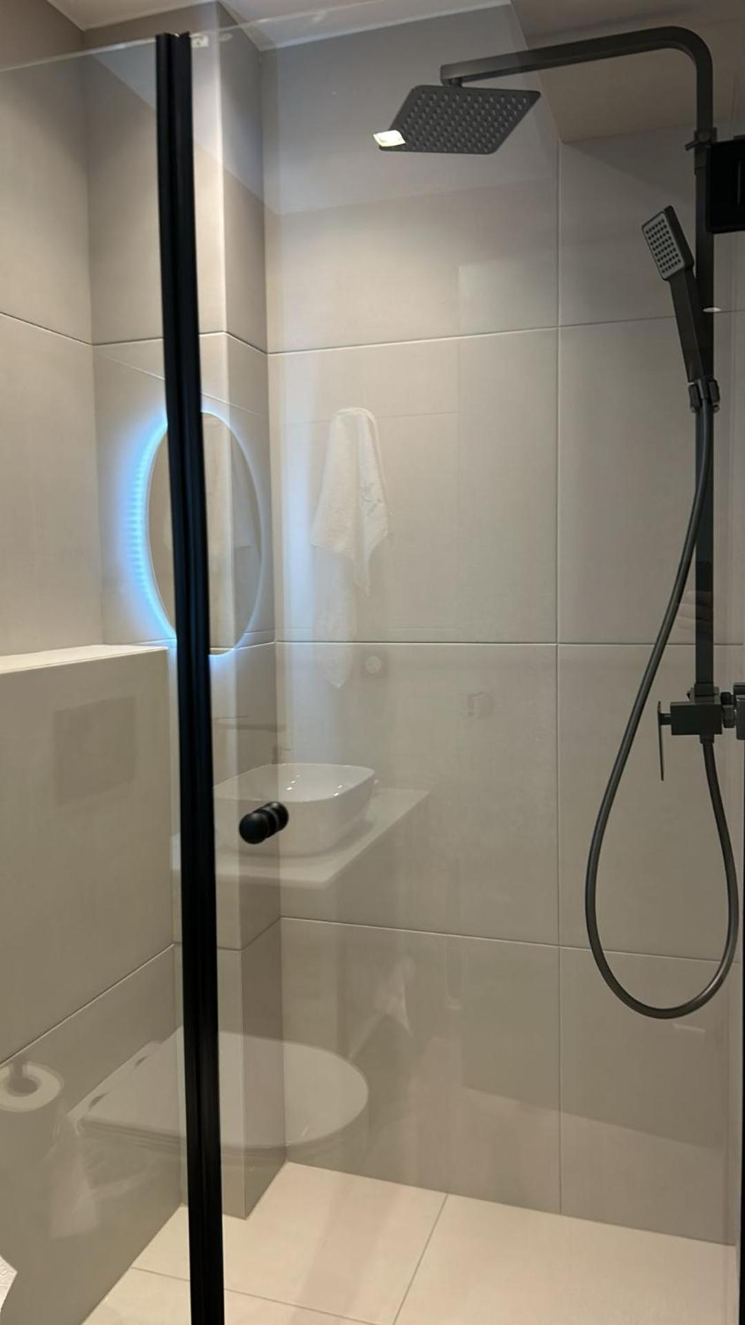 Triple A - Psiri Fruit Market Artistic Studios - FREE Parking - Photo 11