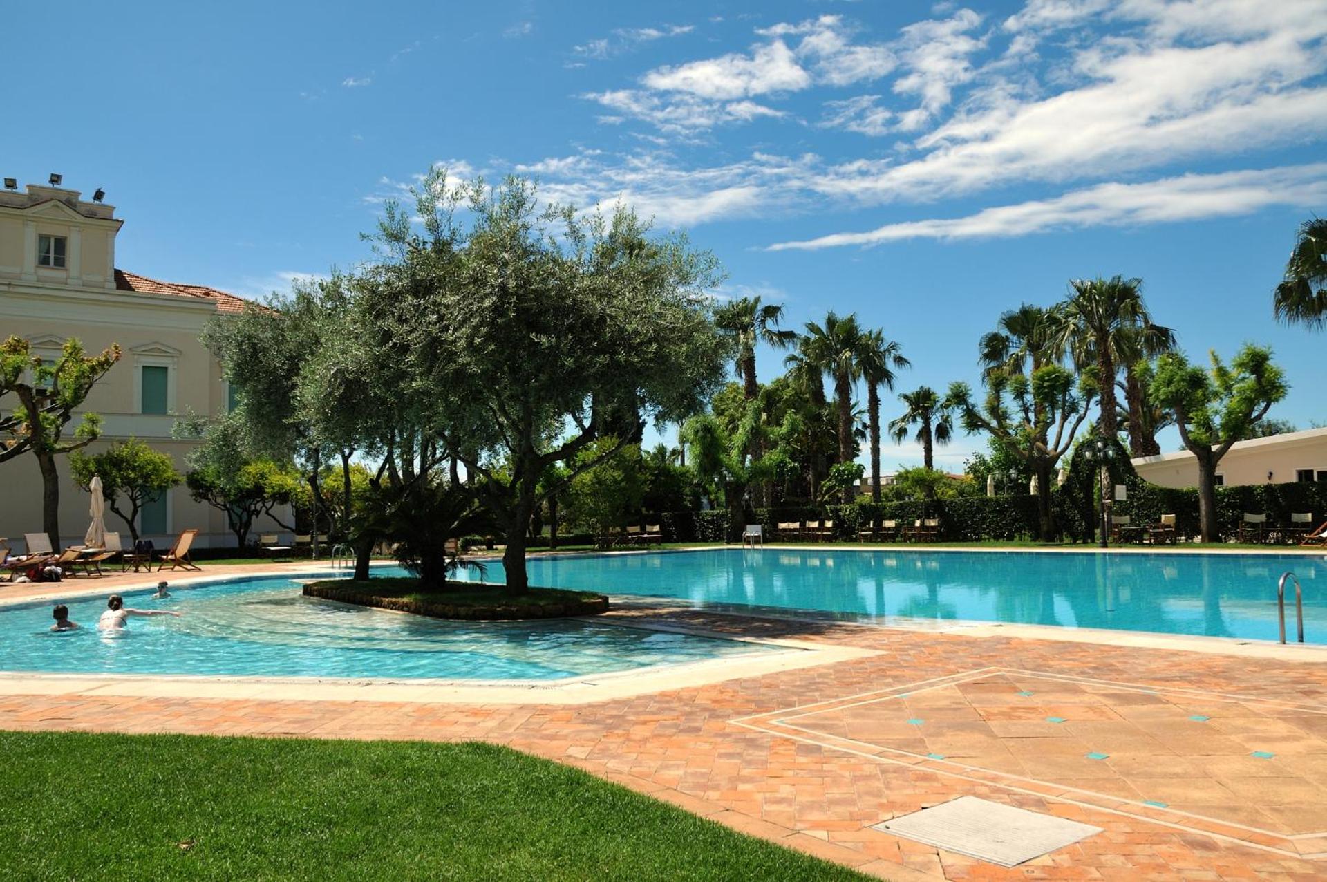 Villa Irlanda Grand Hotel - Photo 41