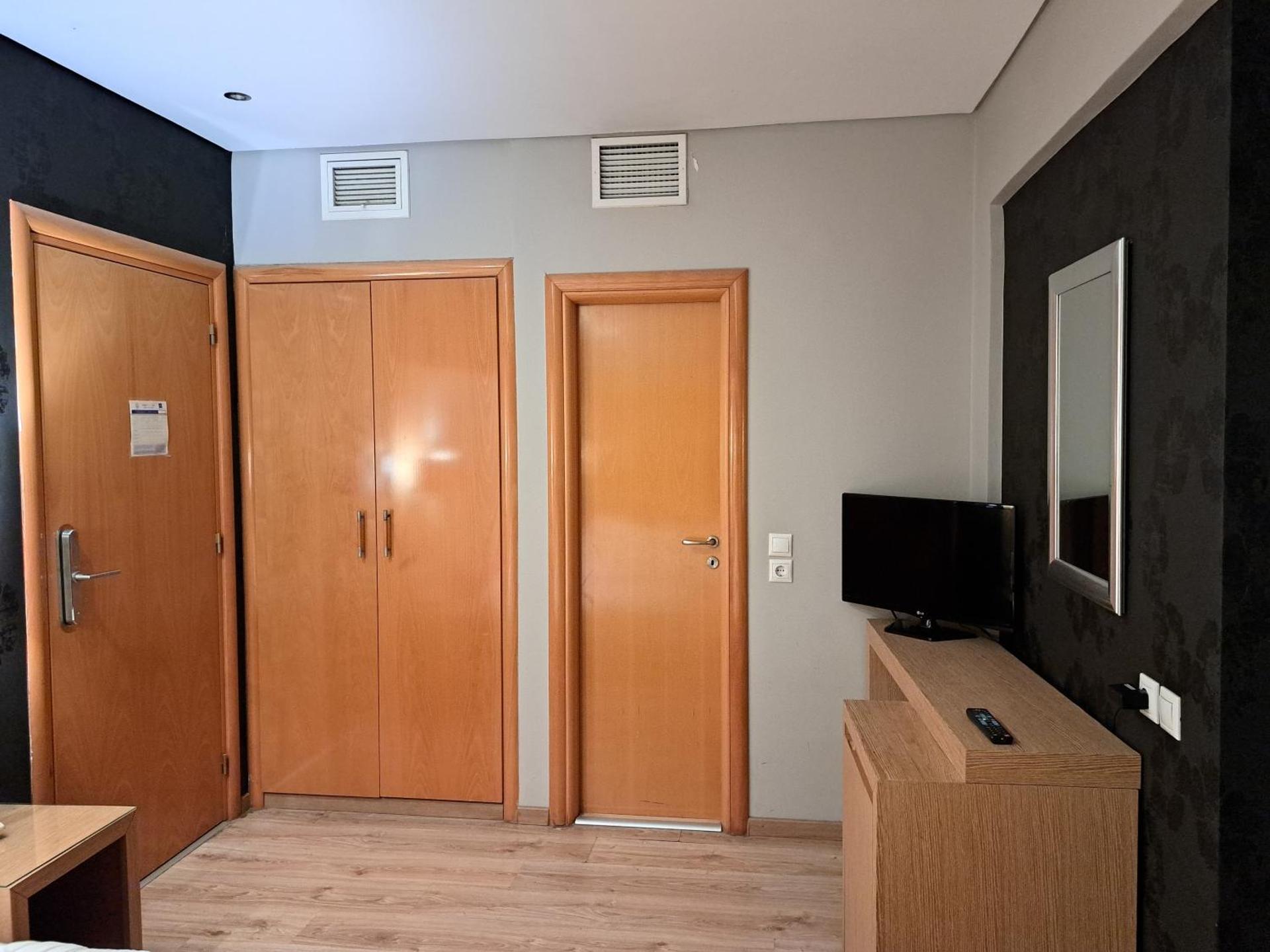 Nefeli Hotel Alimos - Photo 27