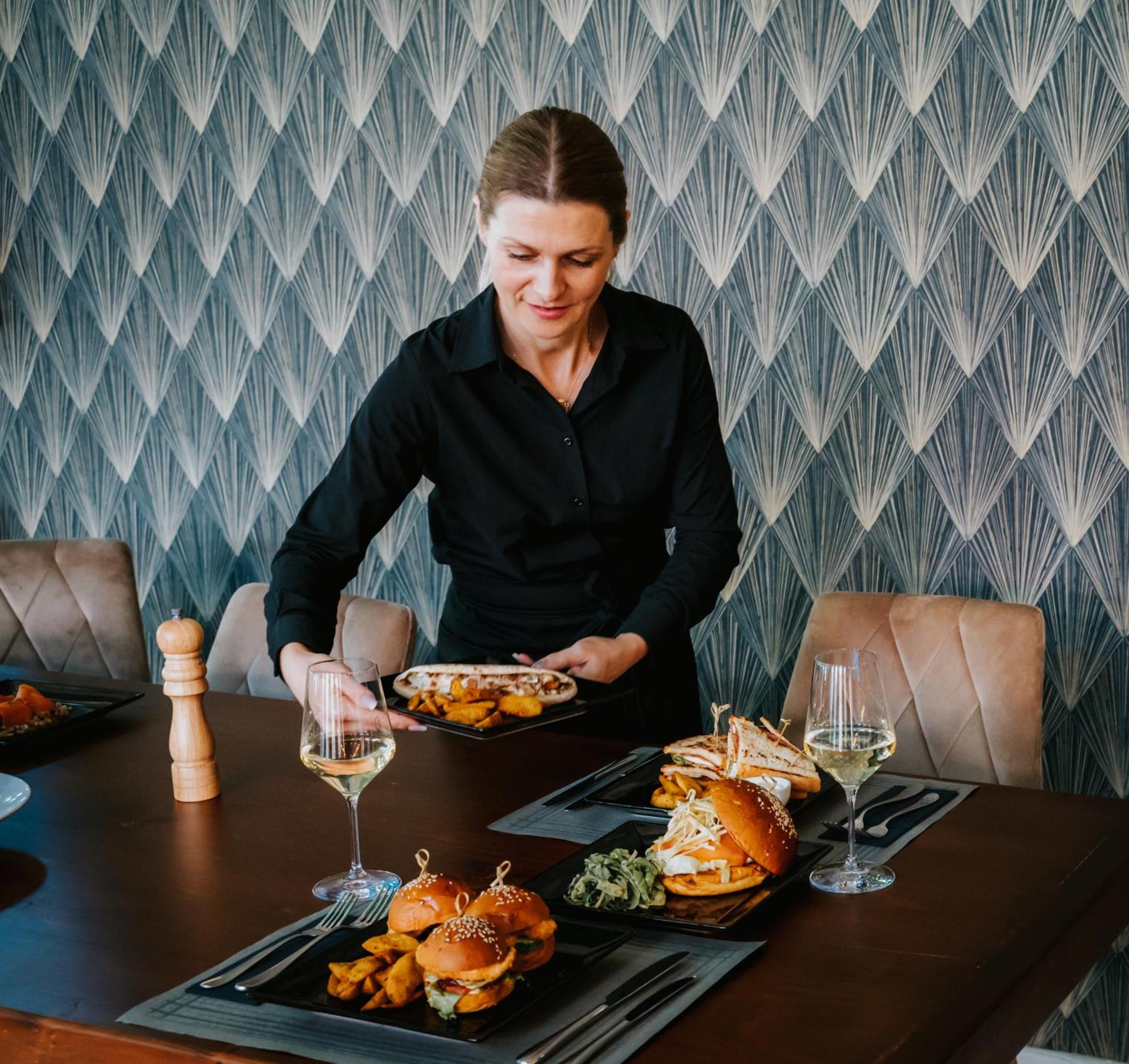 Arni Hotel Domotel - Photo 5