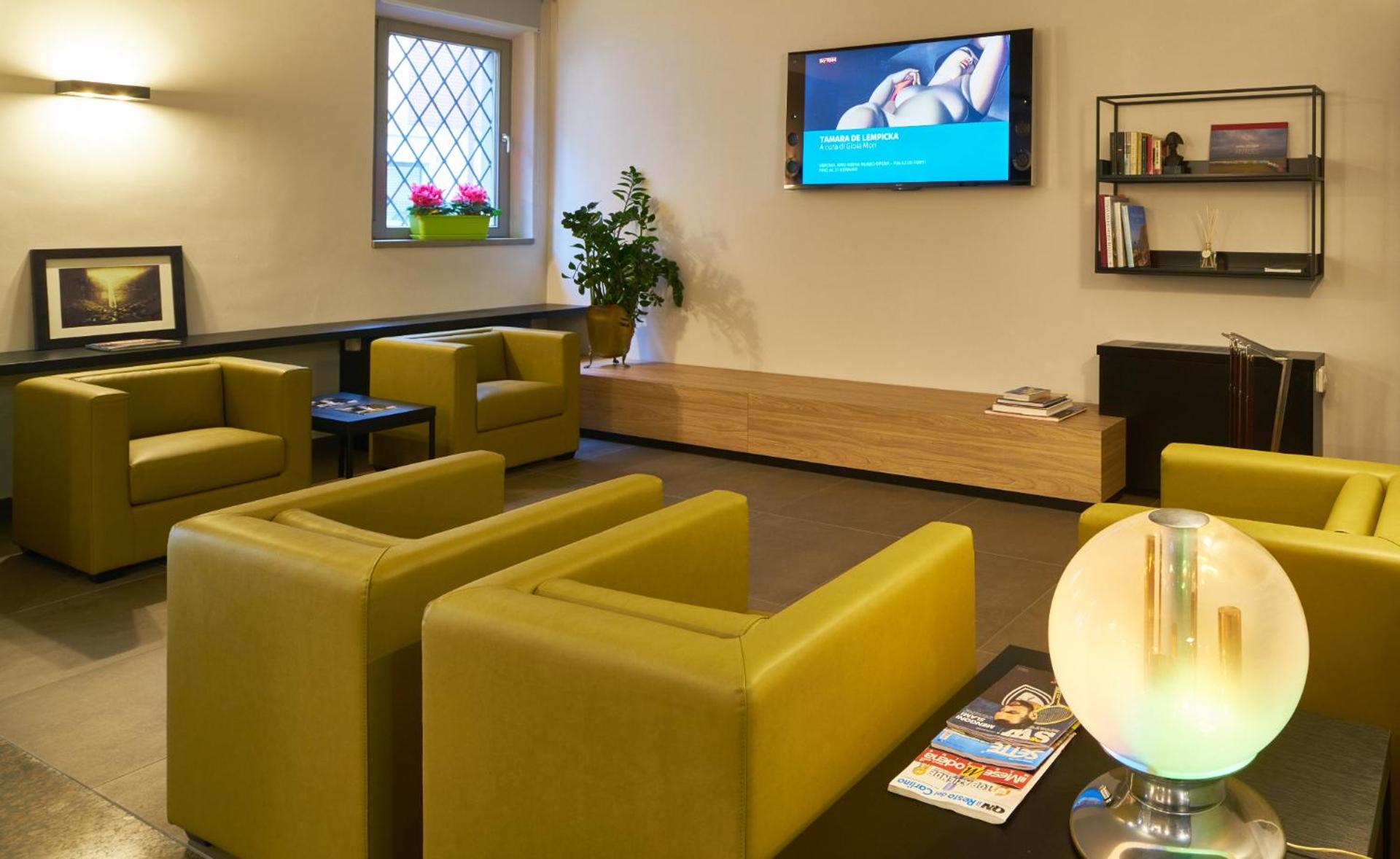 Smart Hotel - Photo 57