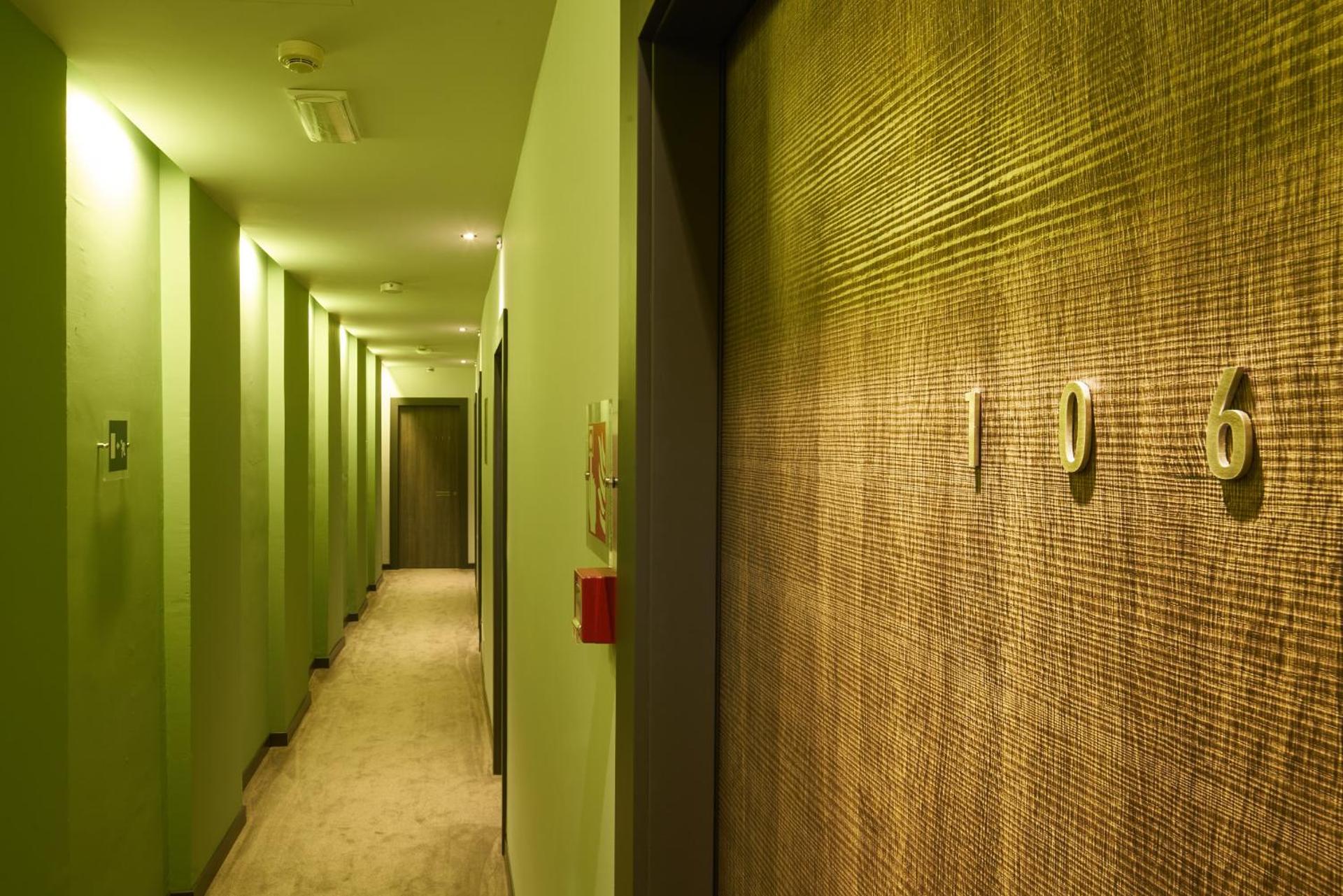 Smart Hotel - Photo 46