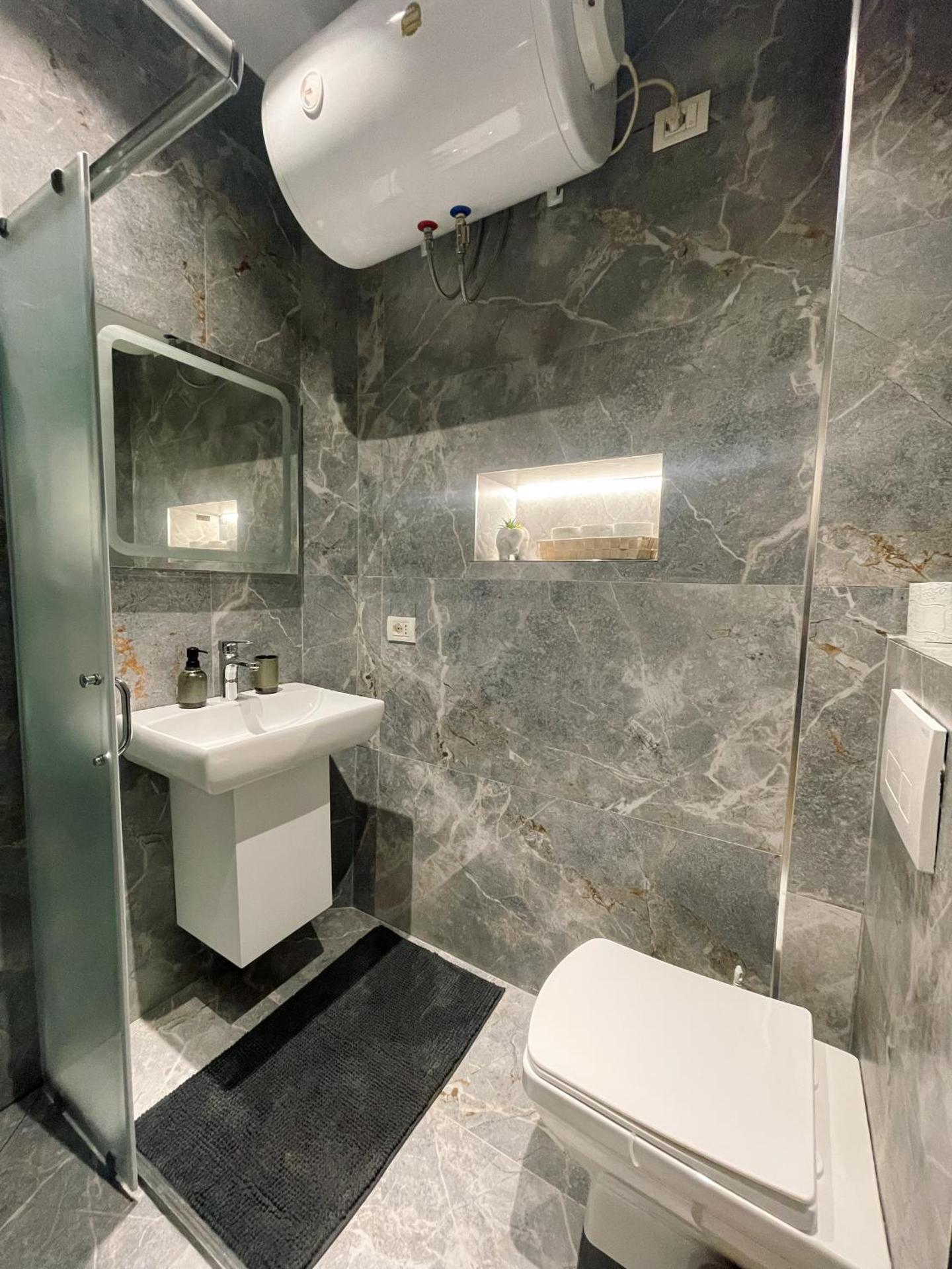 AJ Apartments - Hidden Gem in front of Taiwan Center - Photo 5