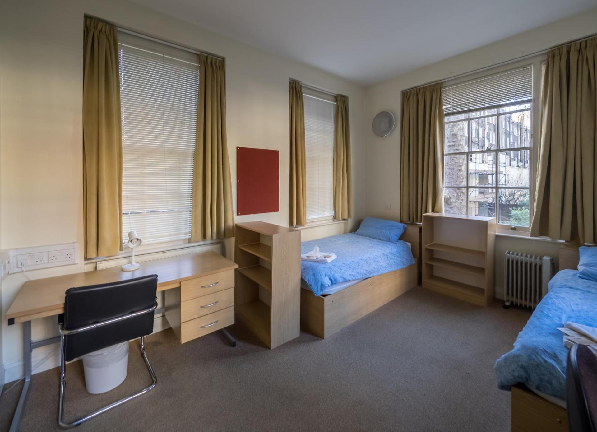 LSE Passfield Hall - Photo 25